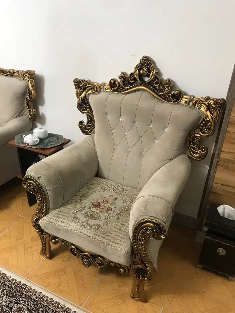 مبل ۷ نفره|مبلمان خانگی و میز عسلی|تالش, هشتپر|دیوار