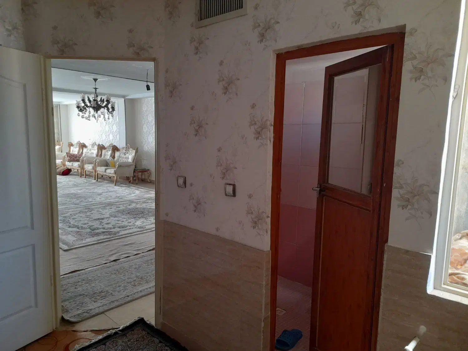 واحد ۱۲۰ متری بازسازی شده در محمدشهر|فروش آپارتمان|محمدشهر, سیدآباد|دیوار