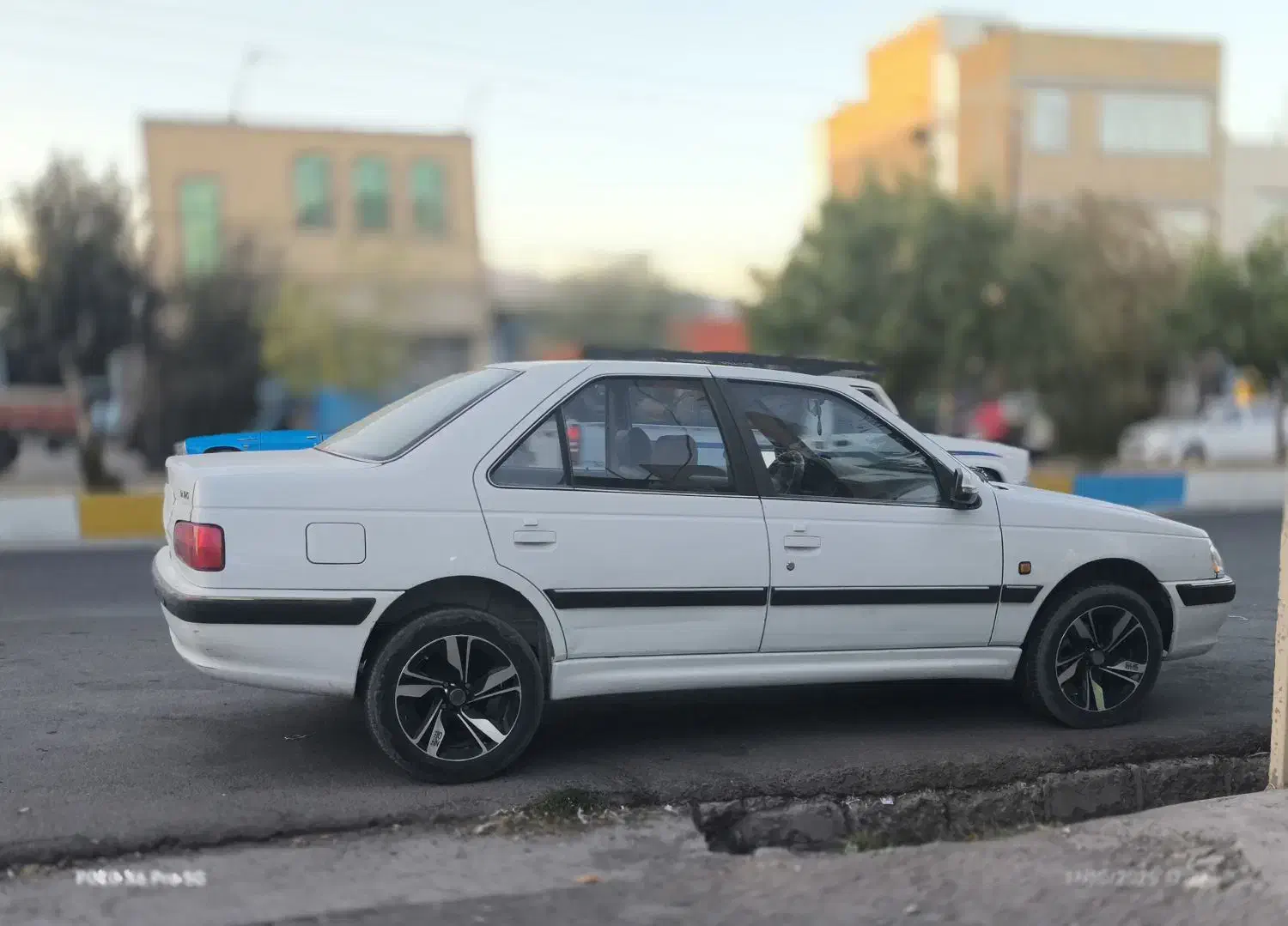 پژو پارس سال|خودرو سواری و وانت|میانه, |دیوار