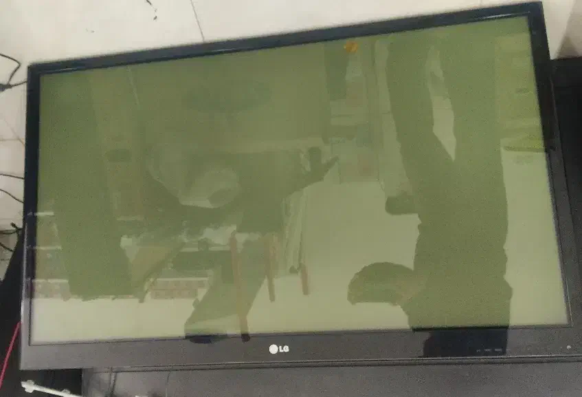 ال ای دی 42اینچ LG|تلویزیون و پروژکتور|بومهن, |دیوار