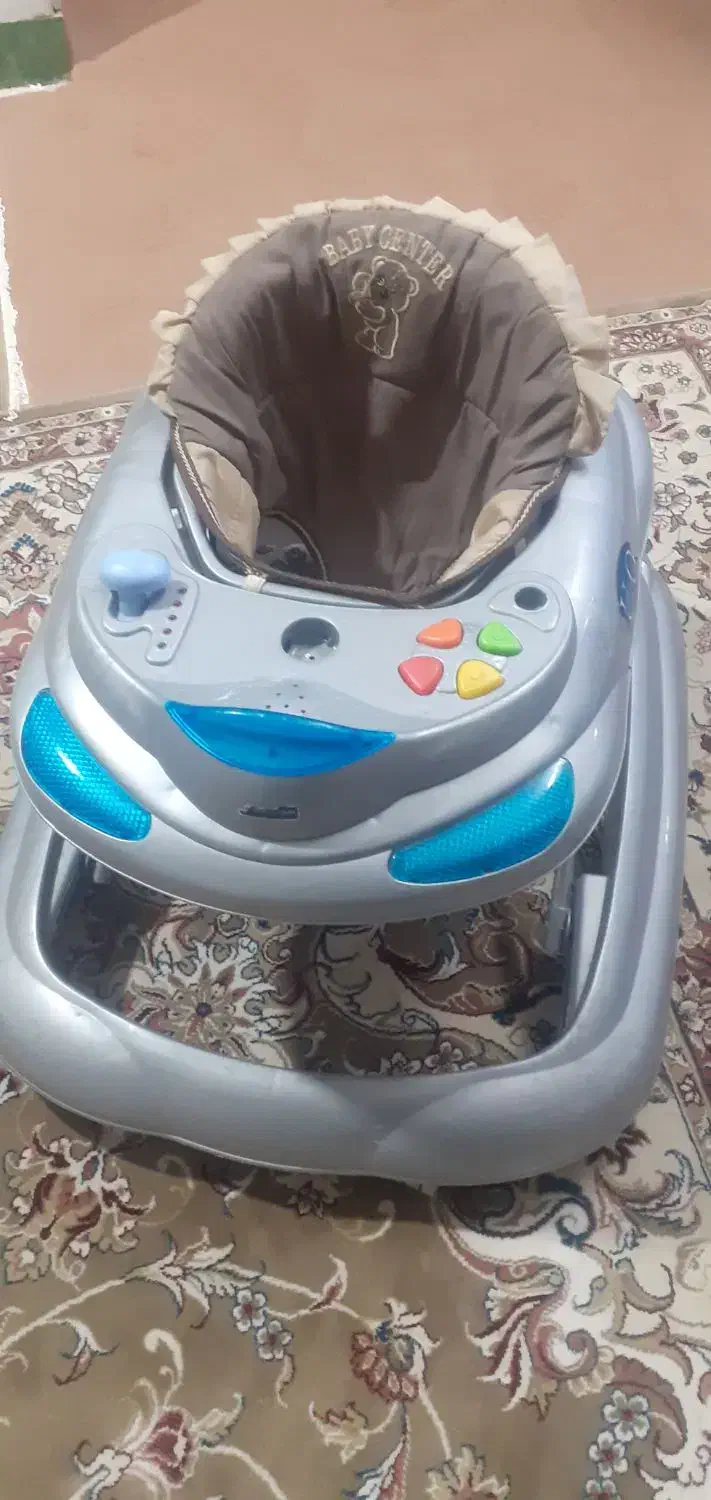 فروش کالسکه و روروک سالم و تمیز|کالسکه و لوازم جانبی|سبزوار, گلشن|دیوار