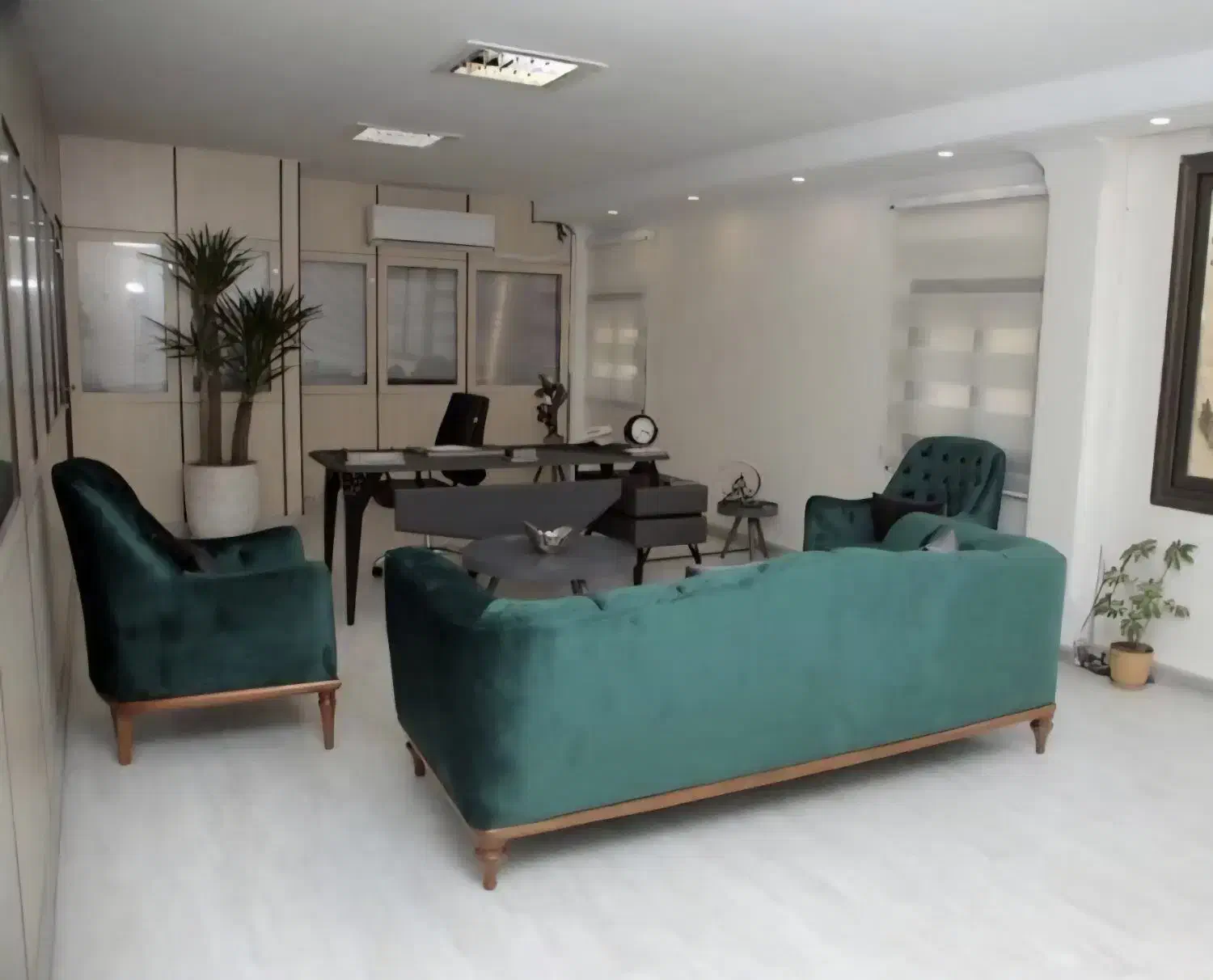 پاسداران 170 متر سند اداری تابلو خور|اجارهٔ دفتر کار، اتاق اداری، مطب|تهران, حصار بوعلی|دیوار