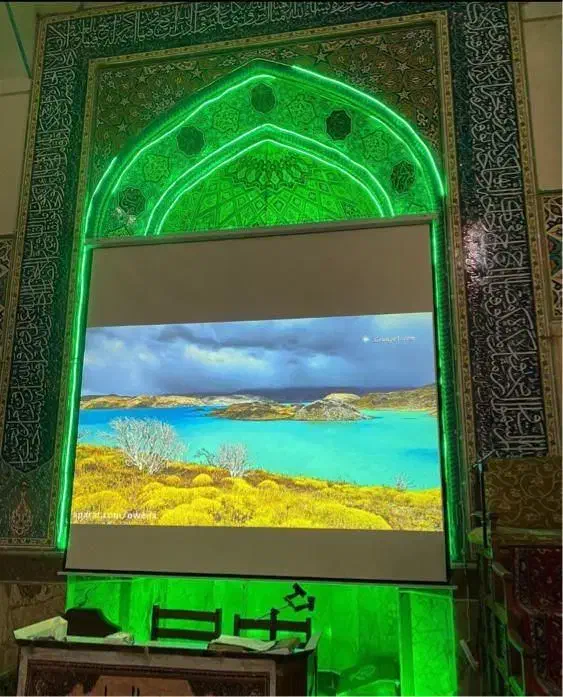 ویدئو پروژکتور  مناسب دیدن فیلم و گیم فوتبال|تلویزیون و پروژکتور|لار, |دیوار