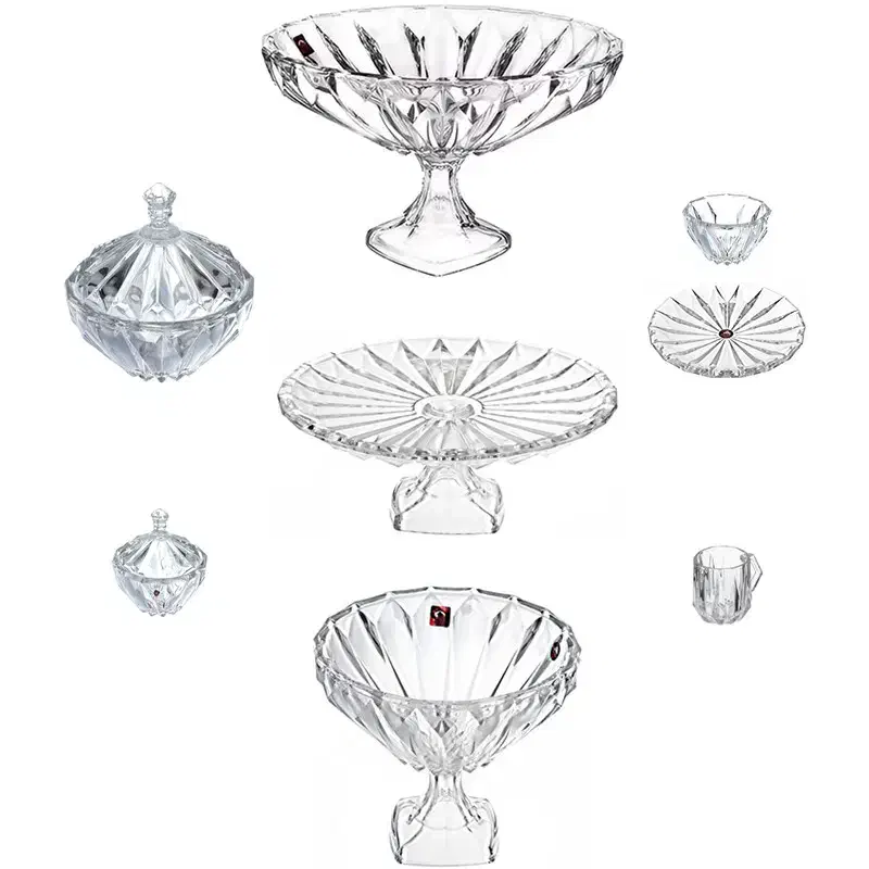 خانواده کریستال مودنا هم تکی هم سرویس|ظروف سرو و پذیرایی|یزد, |دیوار