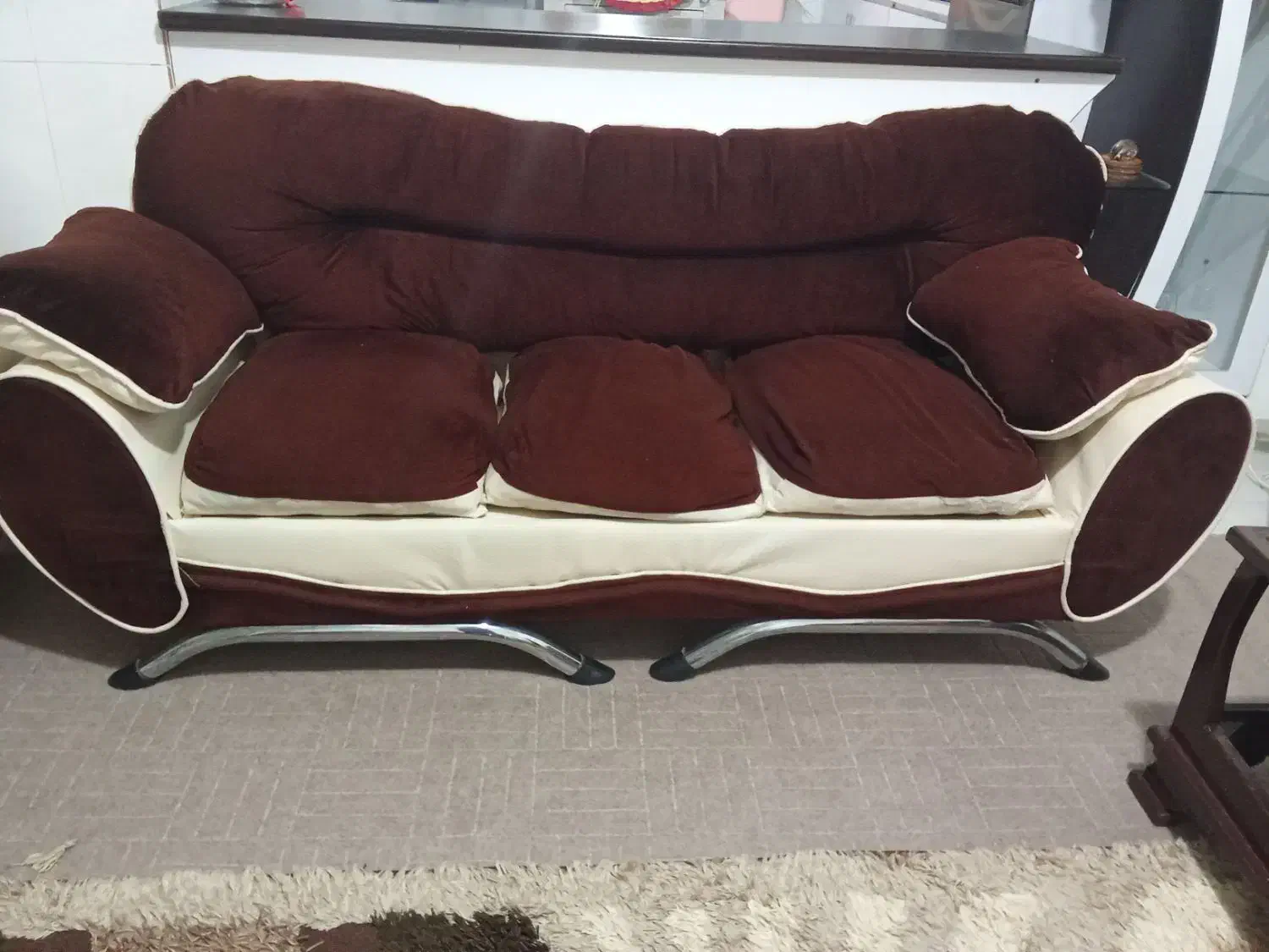 مبل|مبلمان خانگی و میز عسلی|نمین, |دیوار