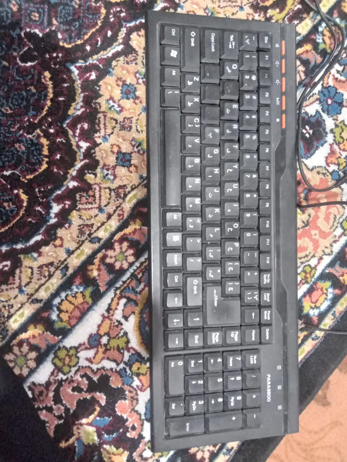 مانیتور کامپیوتر و کیبورد|قطعات و لوازم جانبی رایانه|سلماس, |دیوار