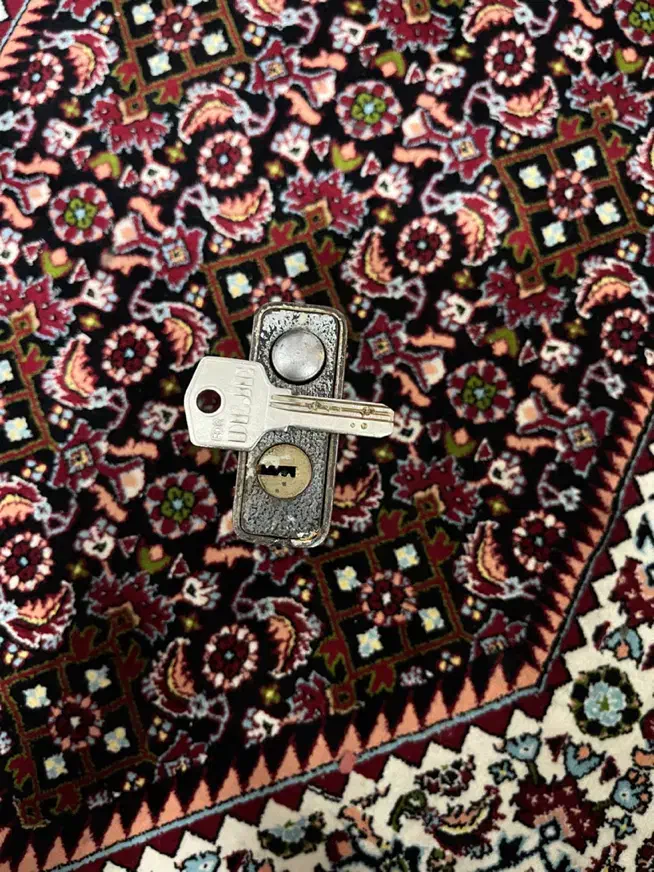 قفل کتابی بزرگ|ابزارآلات|همدان, |دیوار