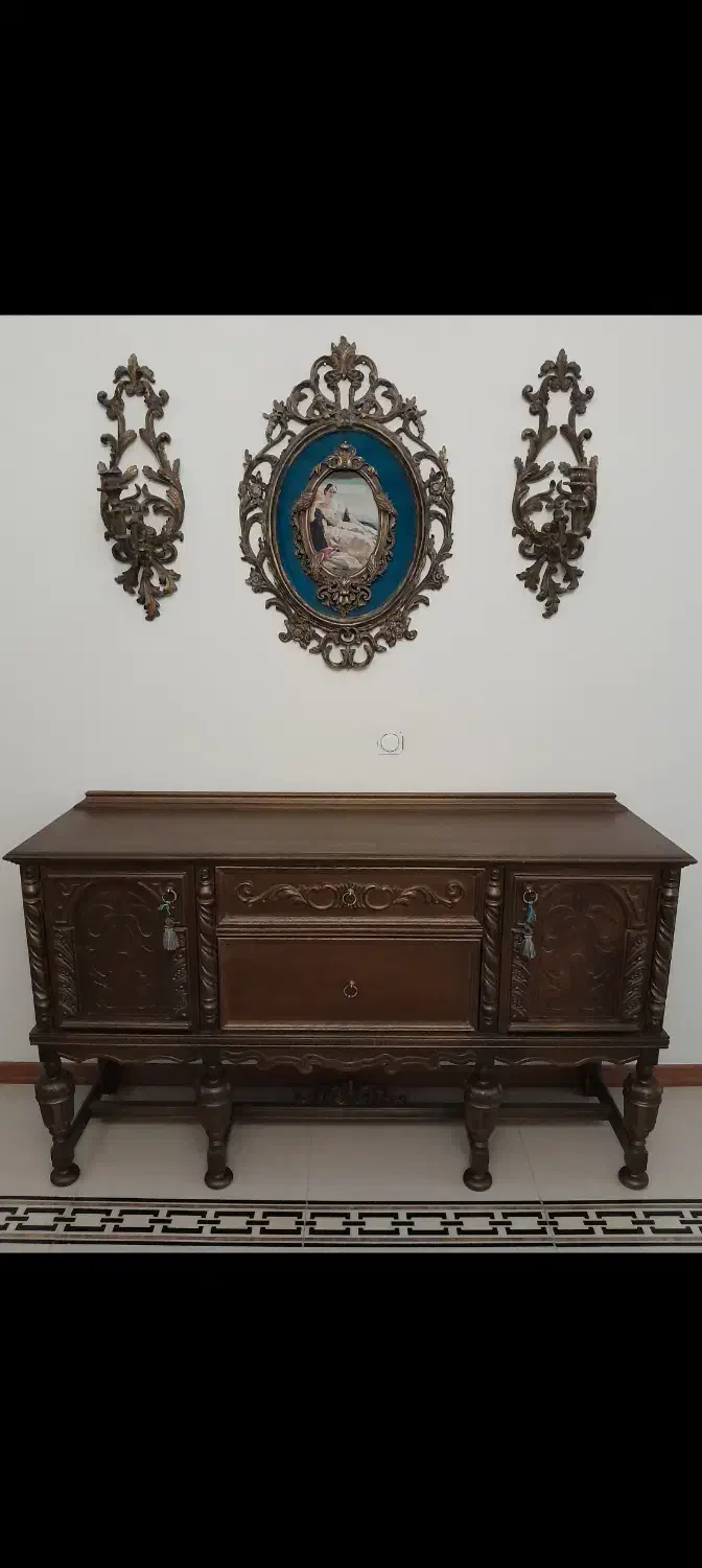 کنسول کف طرح فرانسه آنتیک + شمعدان قاب دکور پتینه|بوفه، ویترین، کنسول|لواسان, |دیوار