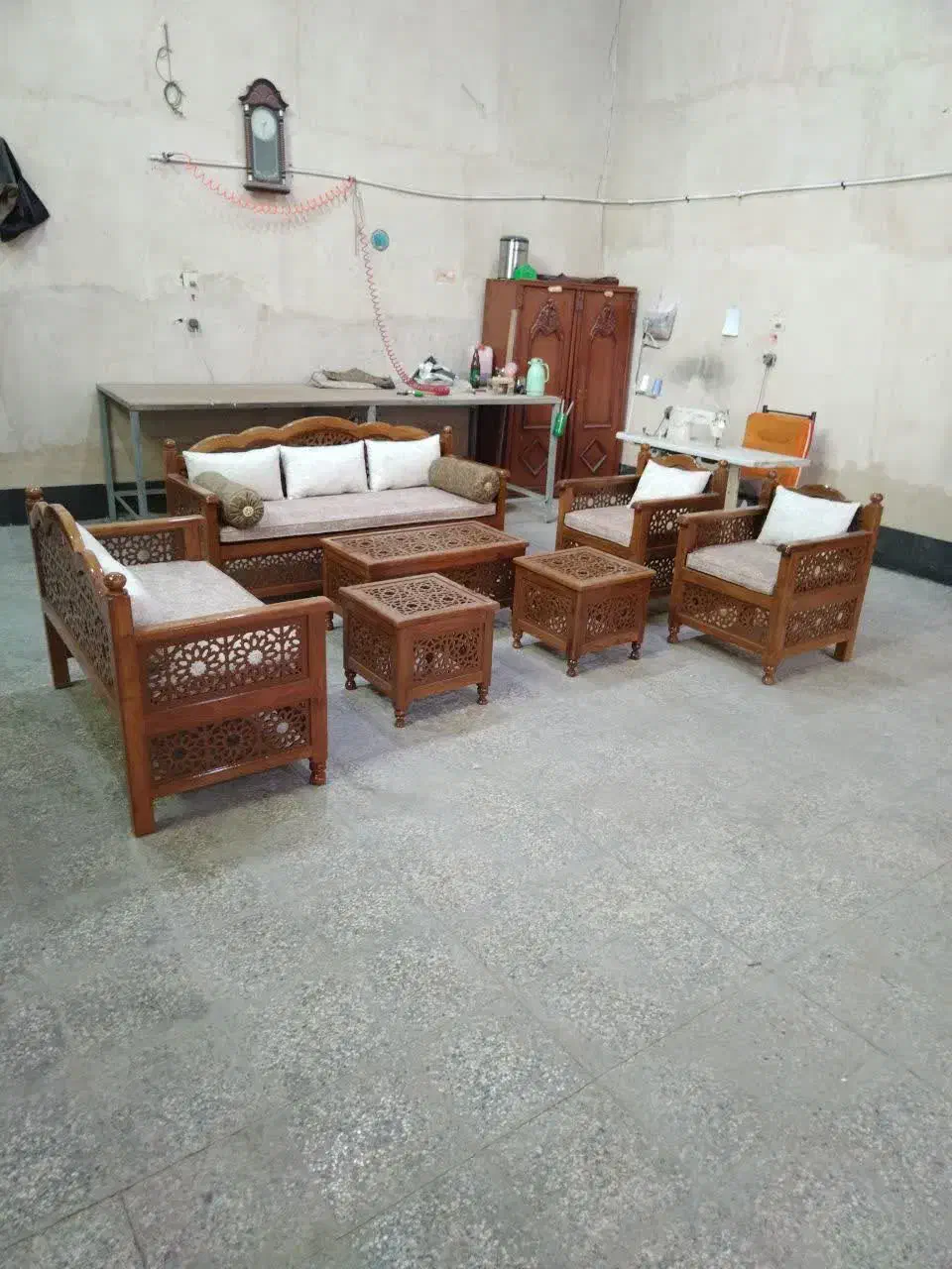 تعمیرات مبلمان پاشایی|مبلمان خانگی و میز عسلی|خمینیشهر, |دیوار