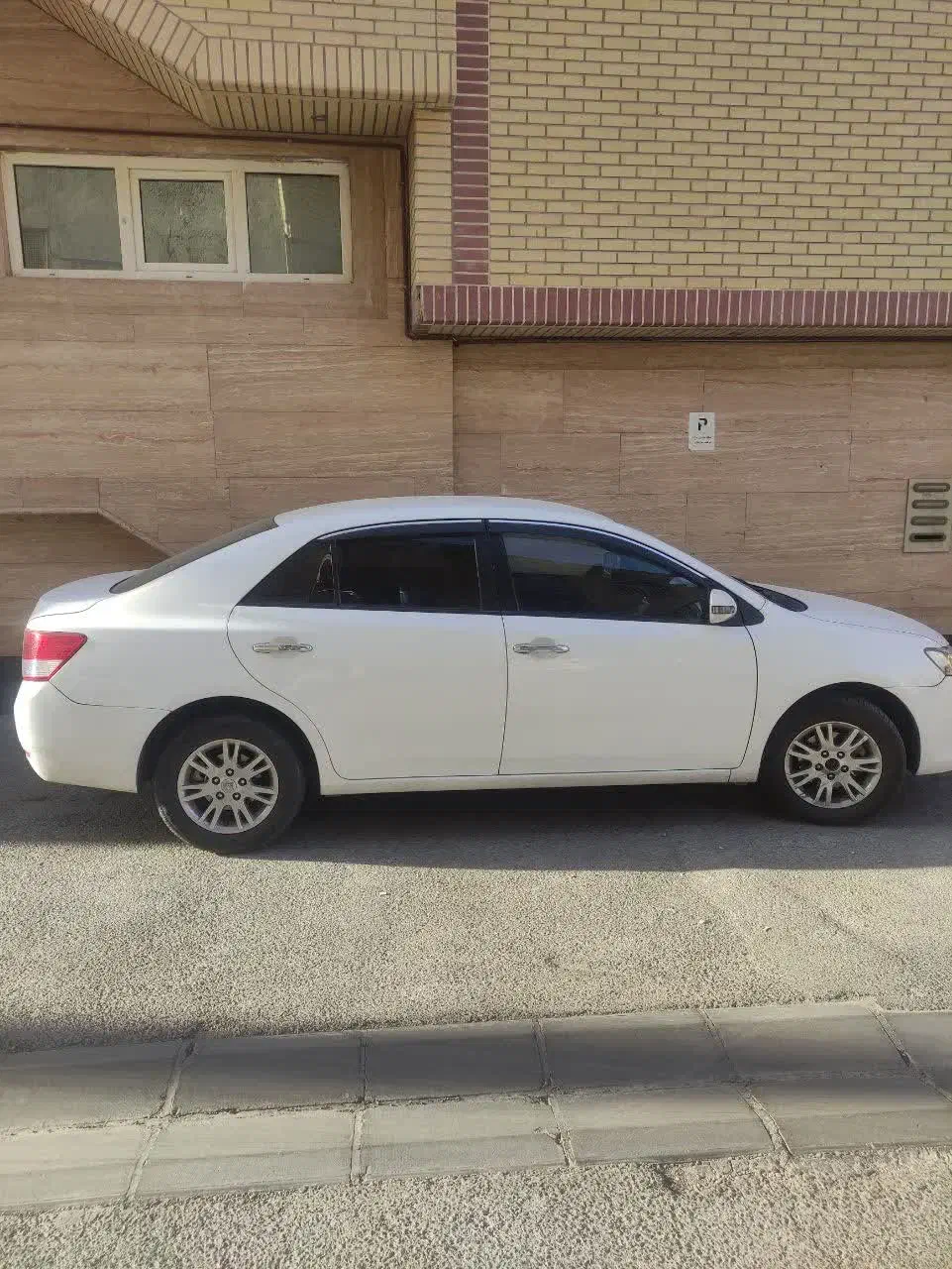 آریو دنده ایی بی رنگ مدل ۹۸ درحد فنی  کم کار|خودرو سواری و وانت|تهران, شهید فکوری|دیوار