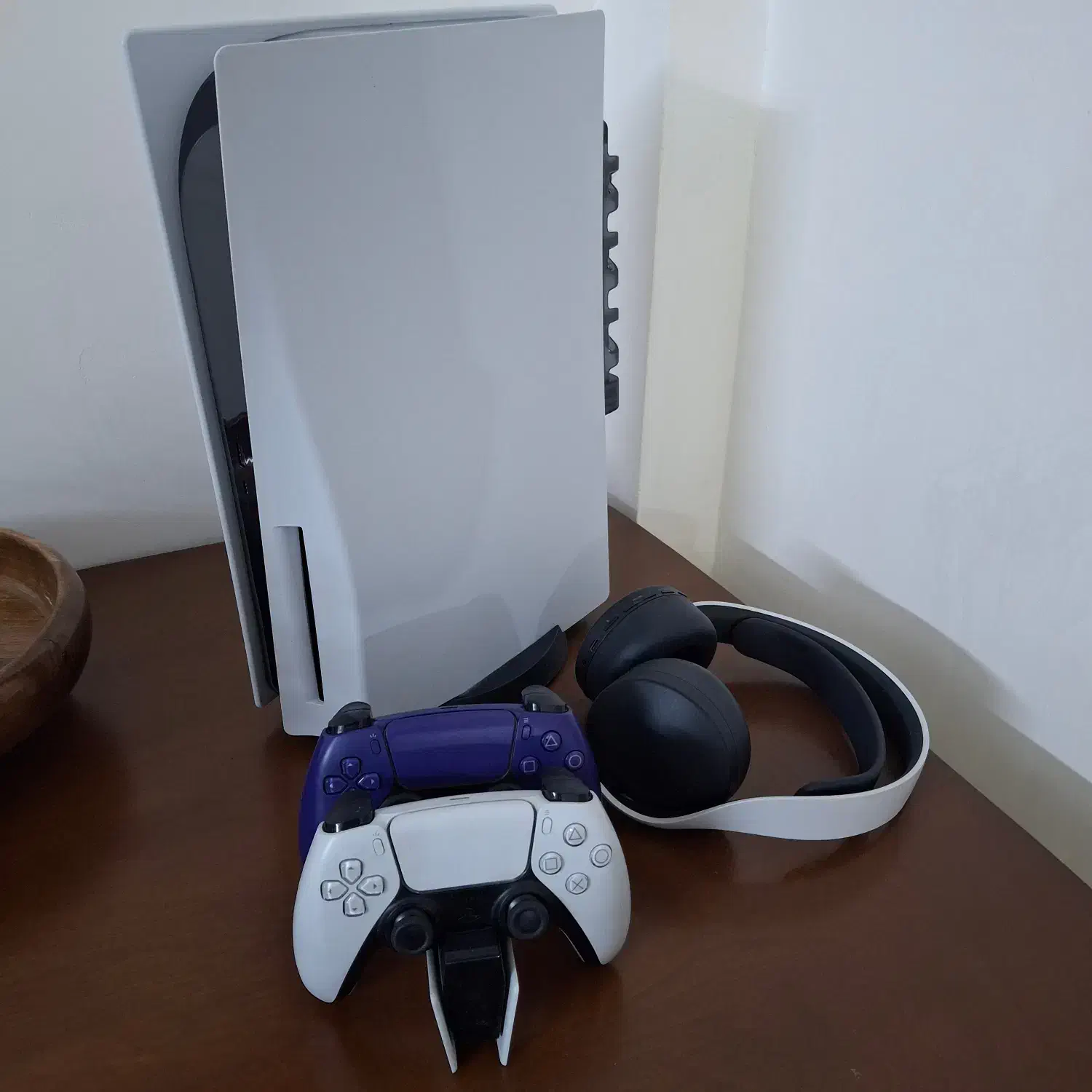 یک دستگاه ps5 با متعلقات کامل|کنسول، بازی ویدئویی و آنلاین|بومهن, |دیوار