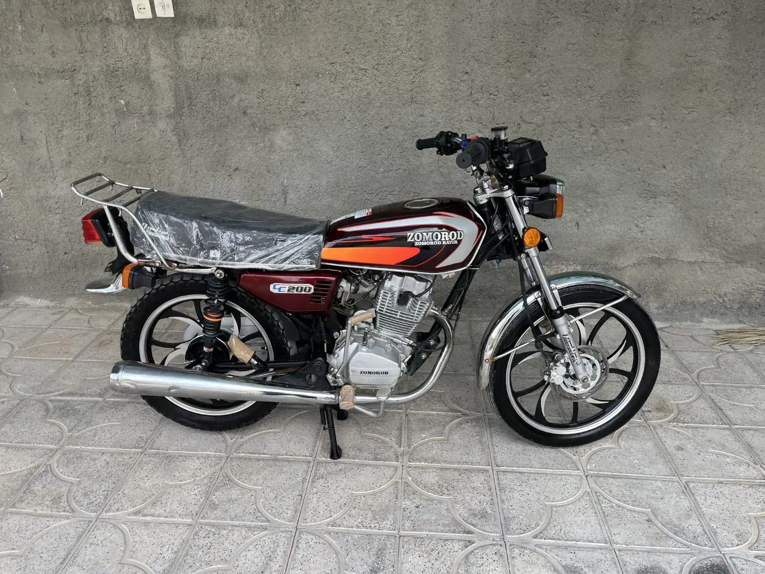 موتور 200زمرد کویر|موتورسیکلت|قیروکارزین, |دیوار