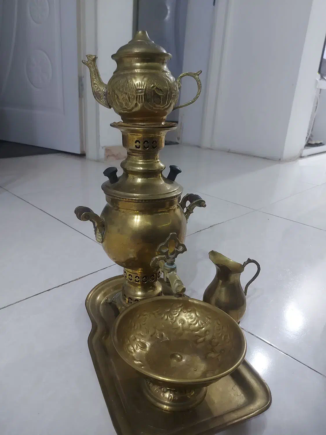 سماور و قوری همراه با پارچ و ظرف زیر|سماور، چایساز، قهوهساز|مشهد, امیریه|دیوار