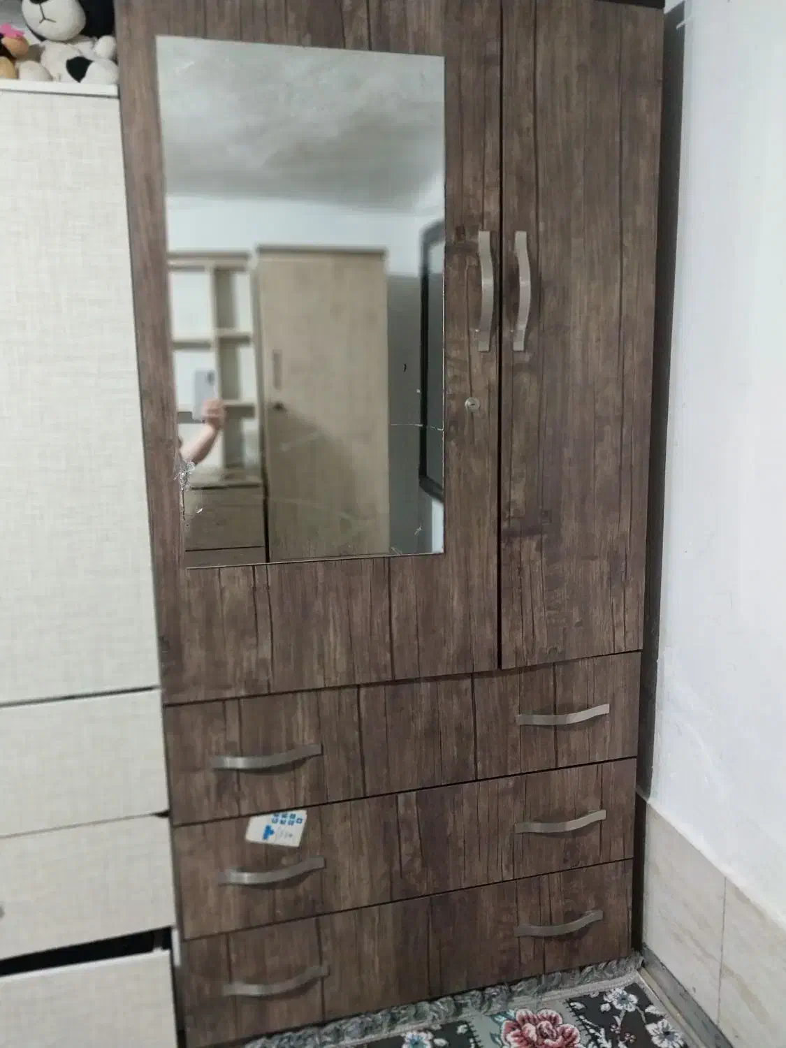 کمد|جاکفشی، کمد، دراور|زیویه, |دیوار