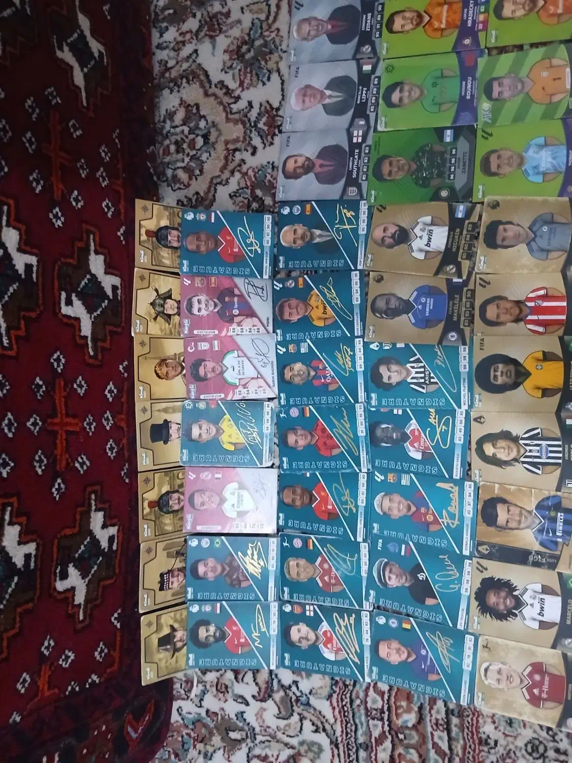 کارت کیمدی|اسباب‌‌بازی|قائن, |دیوار