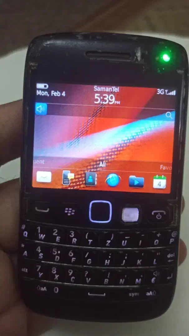 گوشی بلکبری مدل ۹۷۹۰ قدیمی و کلکسیونی|موبایل|تهران, پاسداران|دیوار