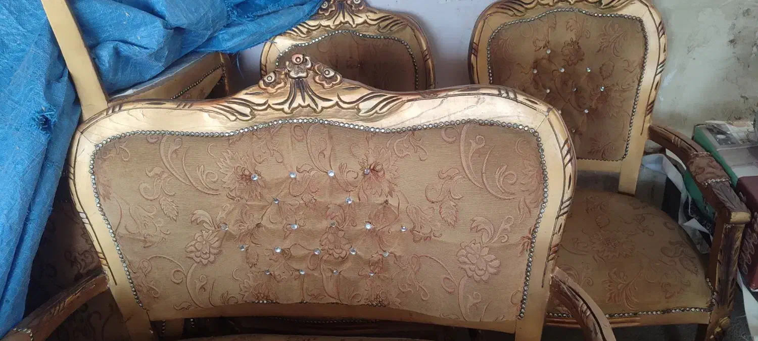 مبل سلطنتی دست دوم|مبلمان خانگی و میز عسلی|اشنویه, |دیوار