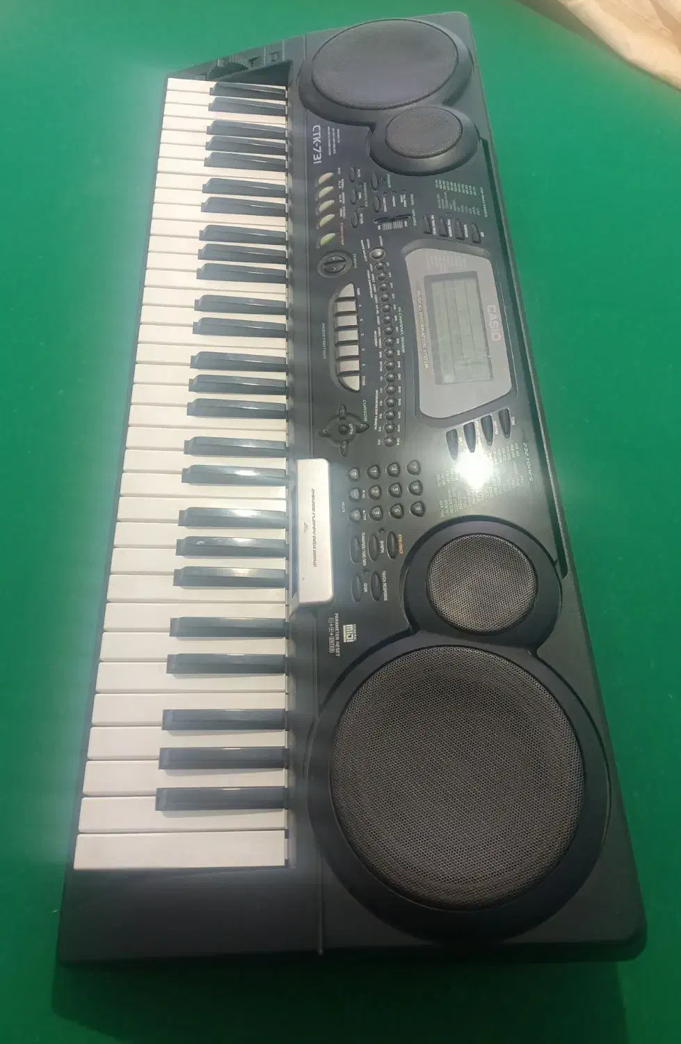 ارگ پیانویی کاسیو|پیانو، کیبورد، آکاردئون|ارومیه, |دیوار