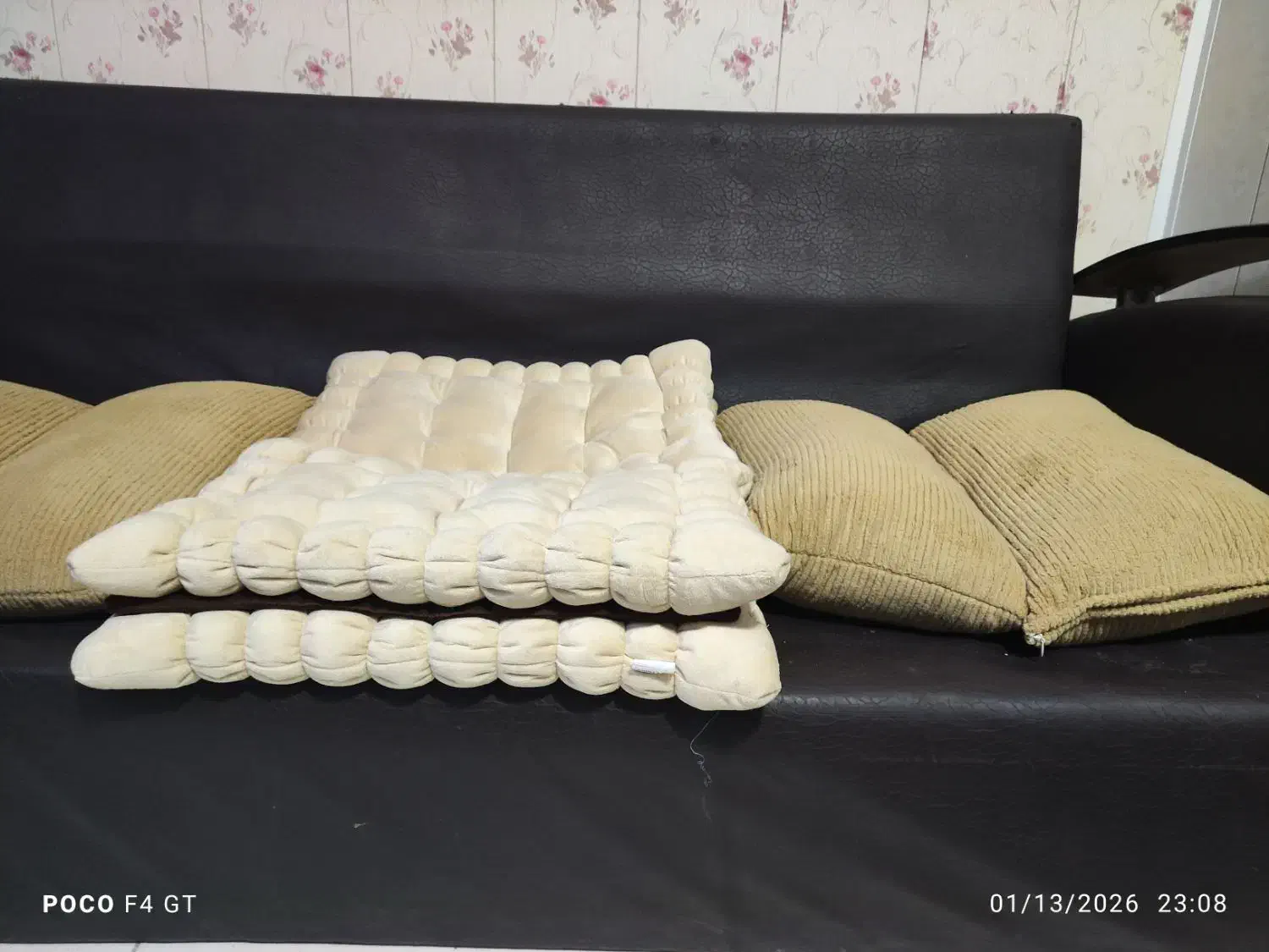 مبل ۶ نفره تمیز|مبلمان خانگی و میز عسلی|بندرعباس, |دیوار