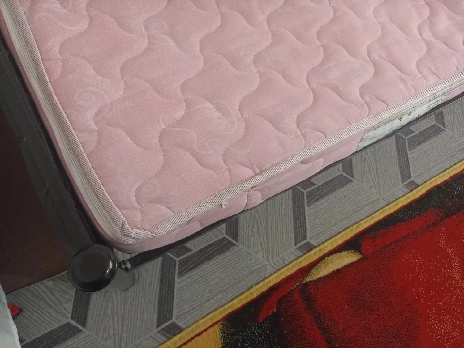 تخت|تخت و سرویس خواب|لوندویل, |دیوار