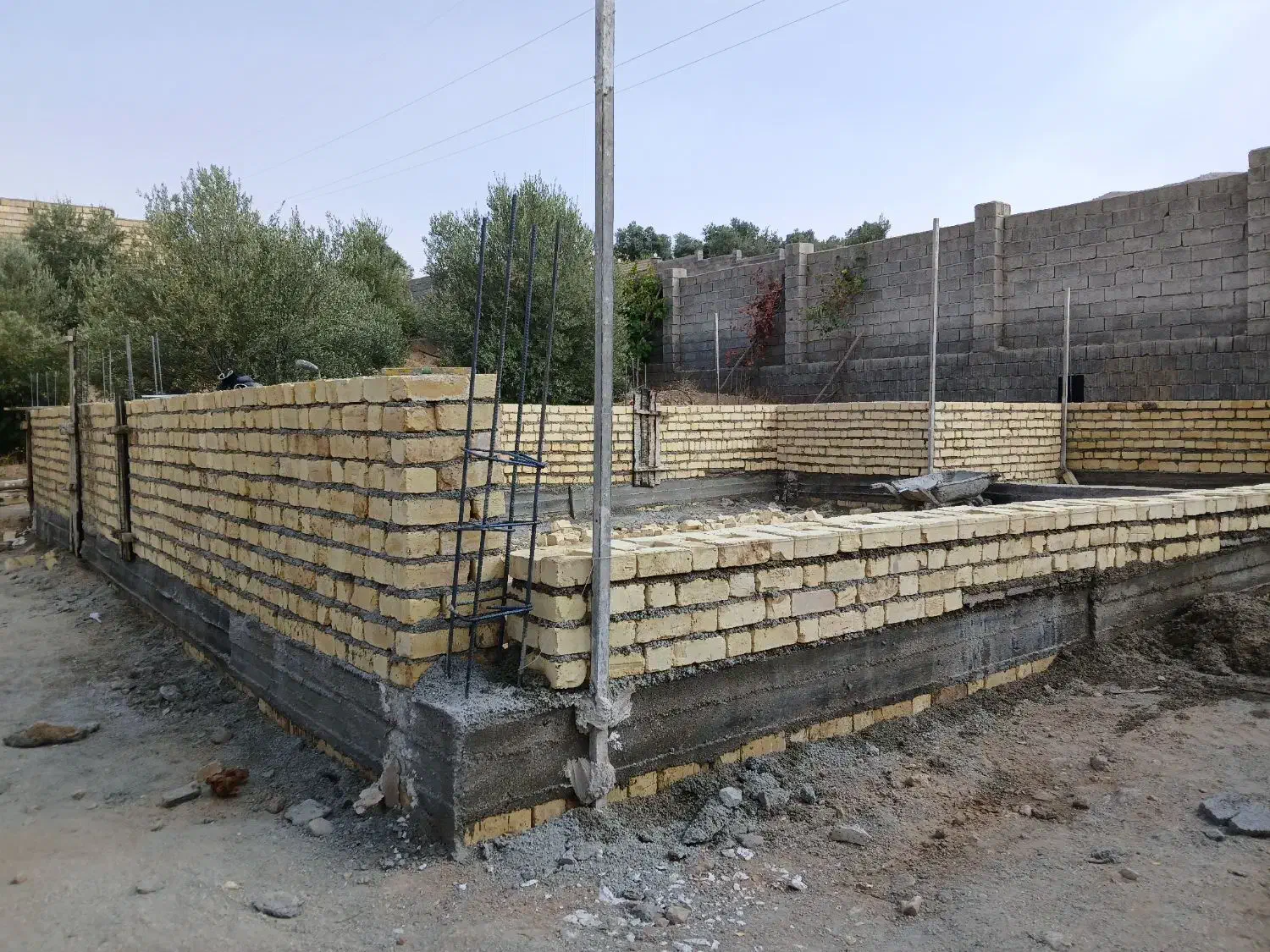 استاد کار بنا صفر تا صد با مصالح و کم ترین زمان|خدمات پیشه و مهارت|شیراز, شهرک گلها|دیوار