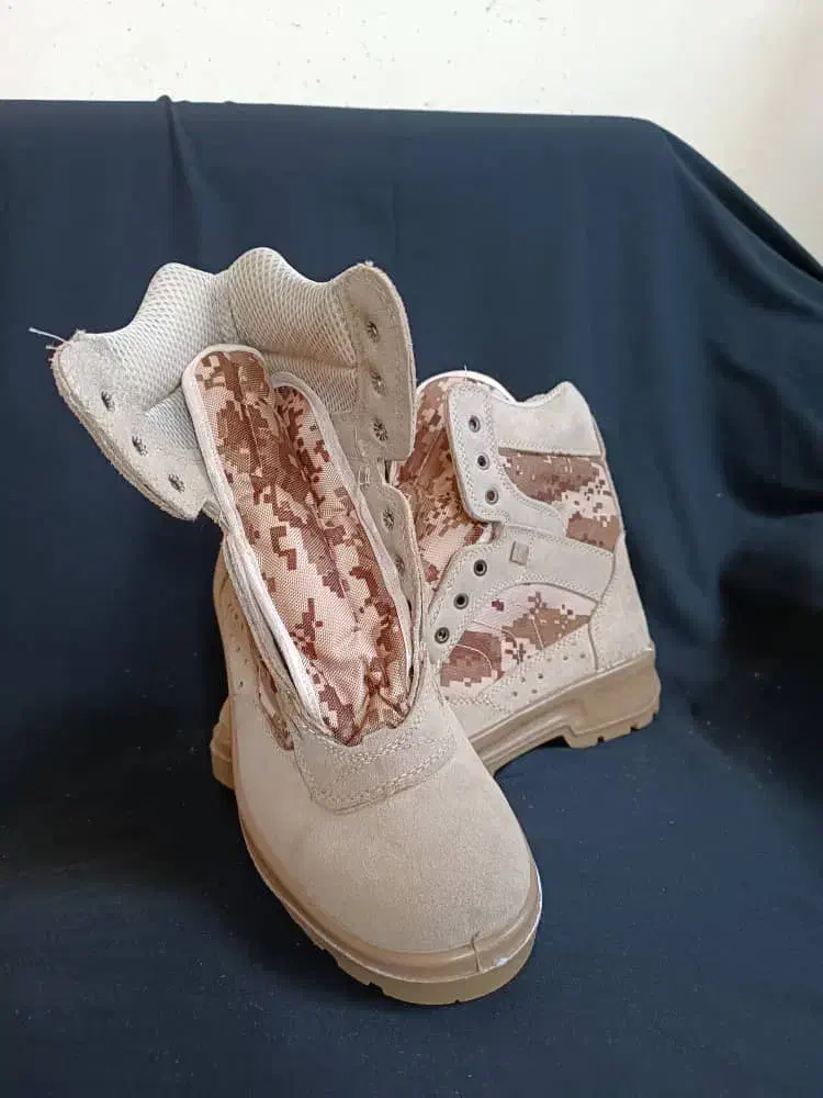 پوتین کوهنوردی درجه یک نو|کوهنوردی و کمپینگ|جهرم, |دیوار