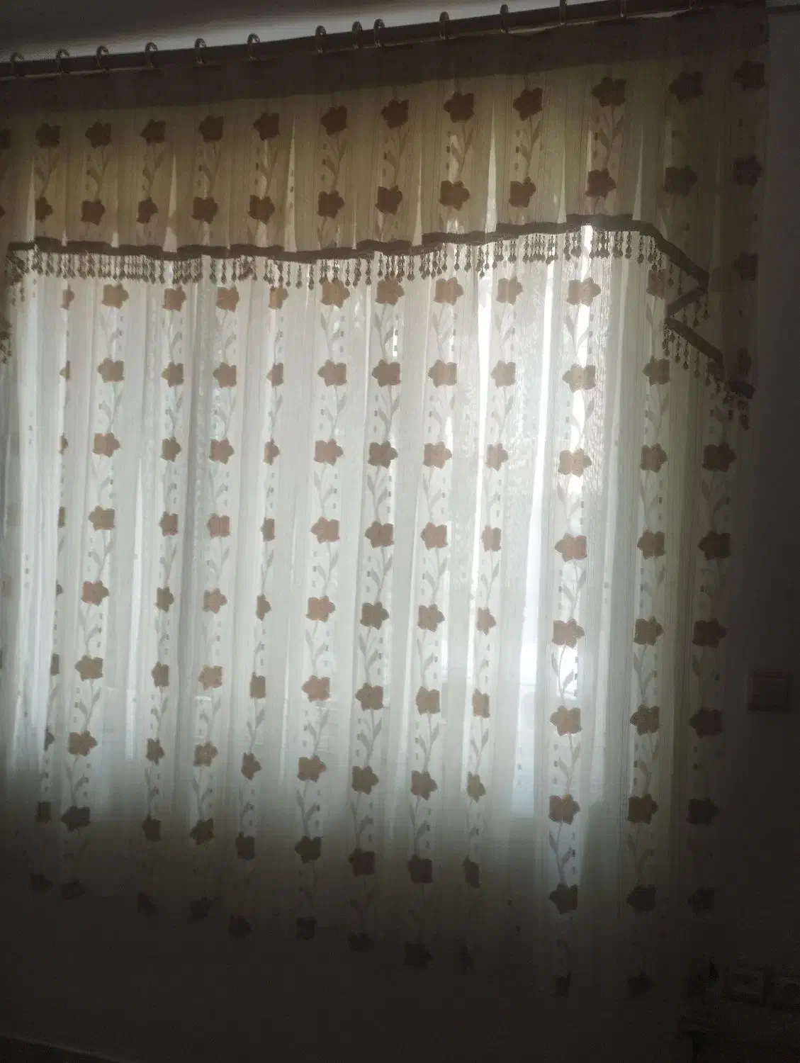 3عدد پرده وپایه وچوب پرده|پرده، رانر، رومیزی|سنندج, |دیوار