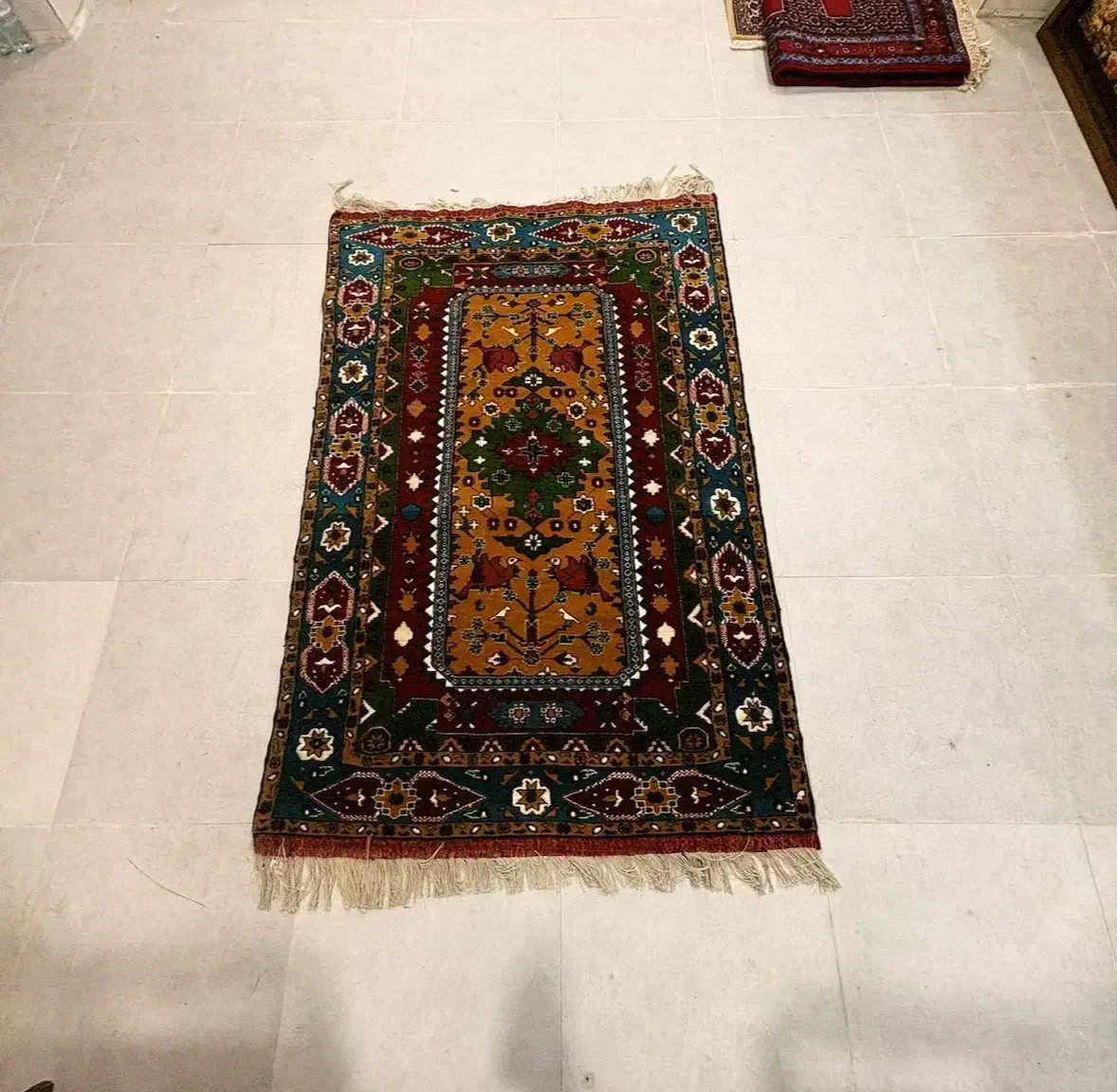 قالیچه خراسان|فرش|کرج, کوی امامیه|دیوار