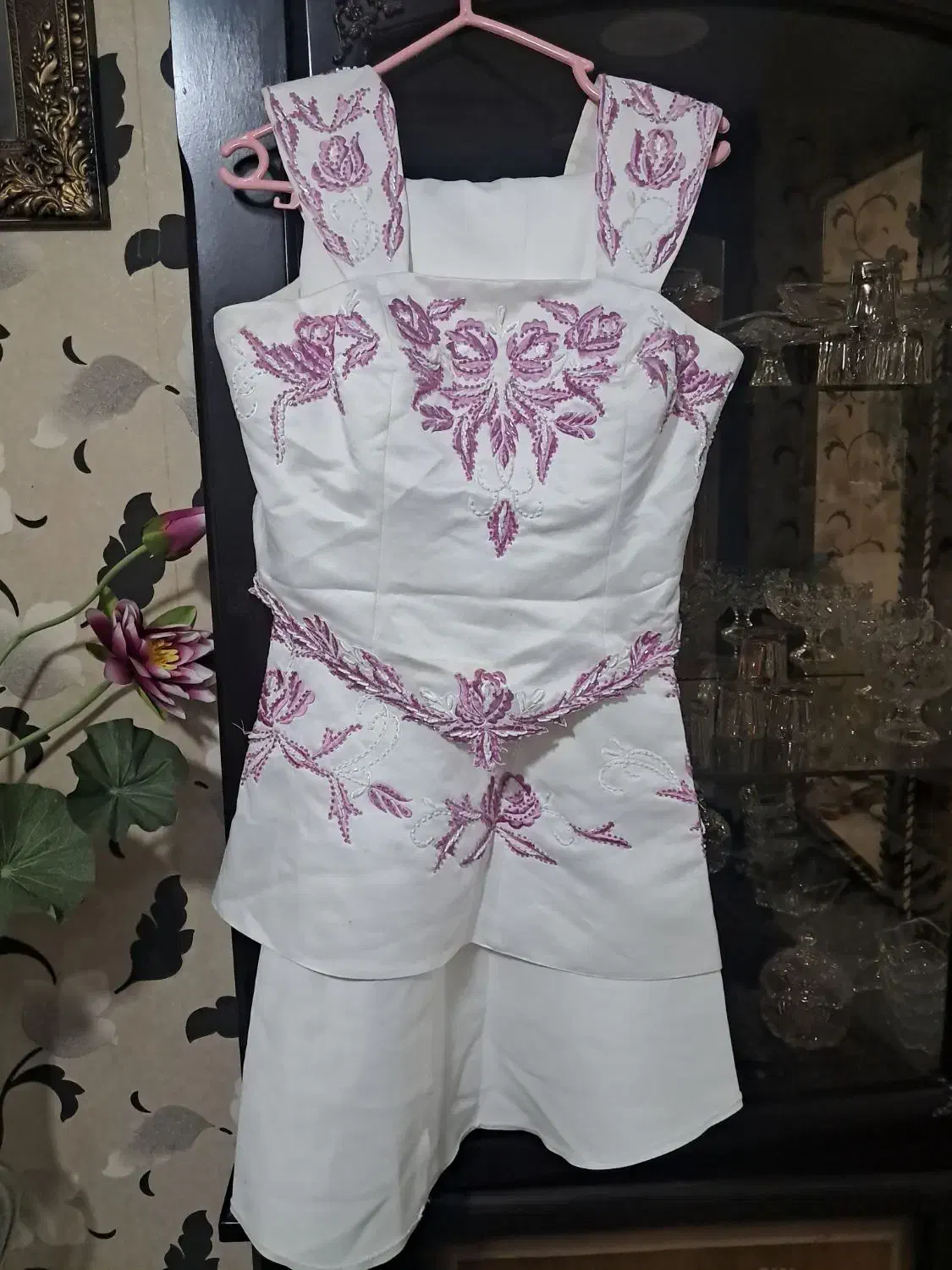 تعدادی لباس مجلسی  در حد نو حراج شد|لباس|هشتگرد, فاز ۲ مهستان|دیوار