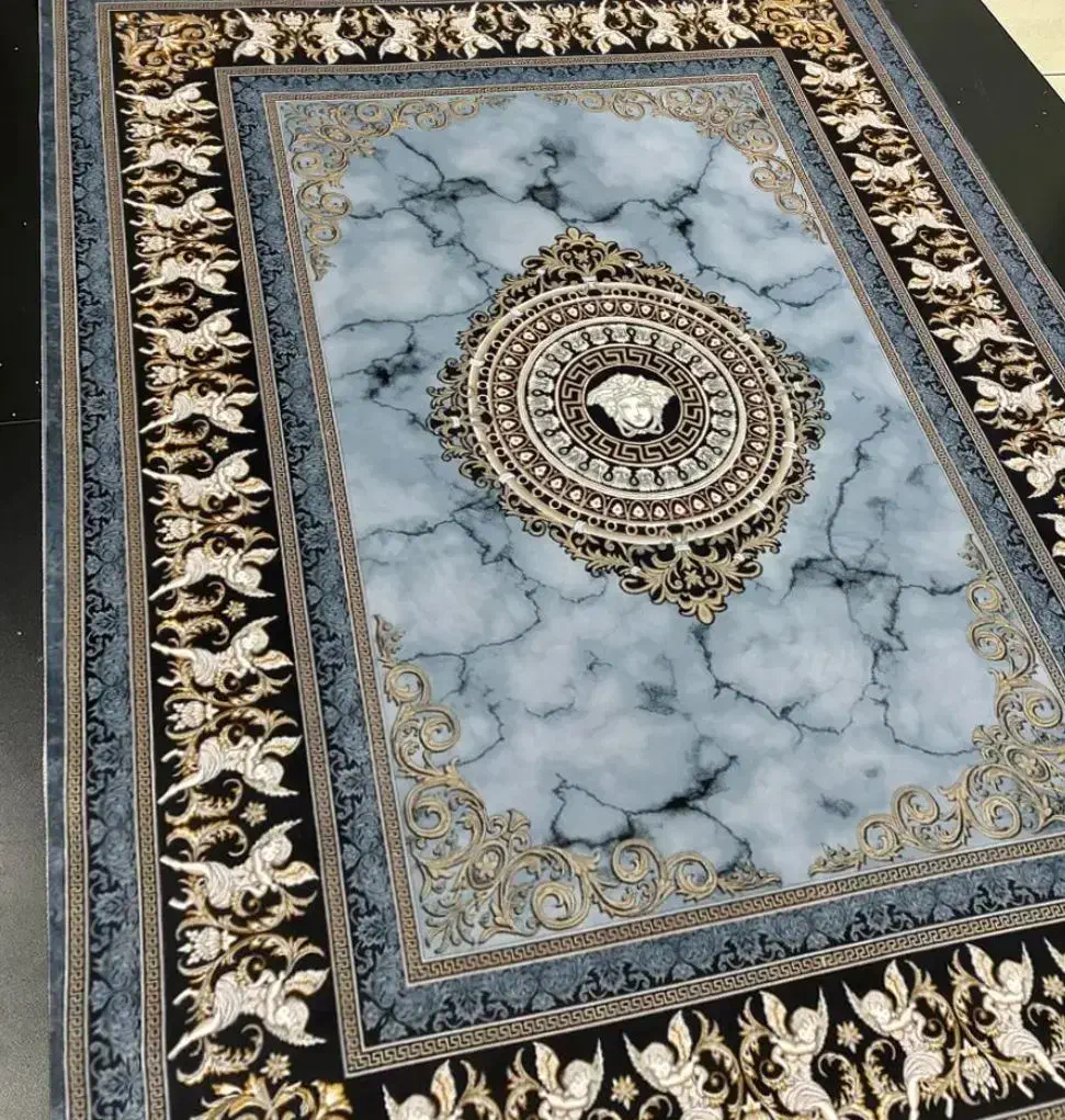 نقش اصلی این نوع فرش را گل های))|فرش|بوشهر, |دیوار