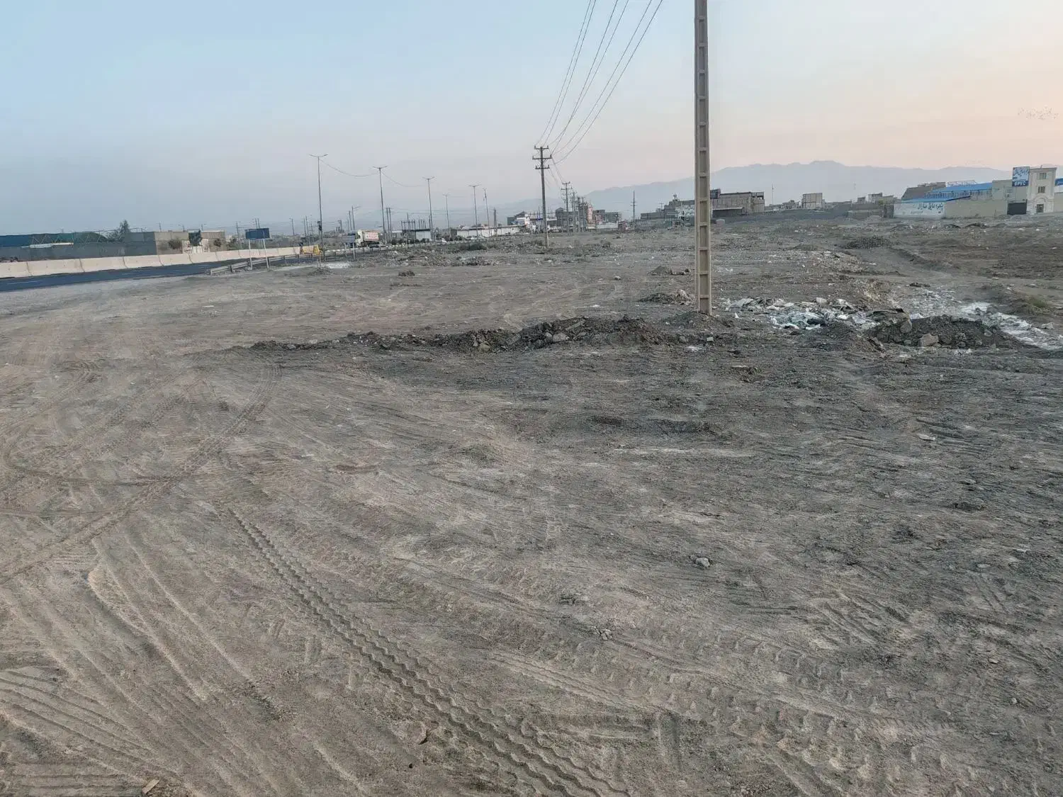 معاوضه و فروش زمین سبزوار اول راه جاده اسفراین|فروش زمین و ملک کلنگی|سبزوار, کهنه آب|دیوار