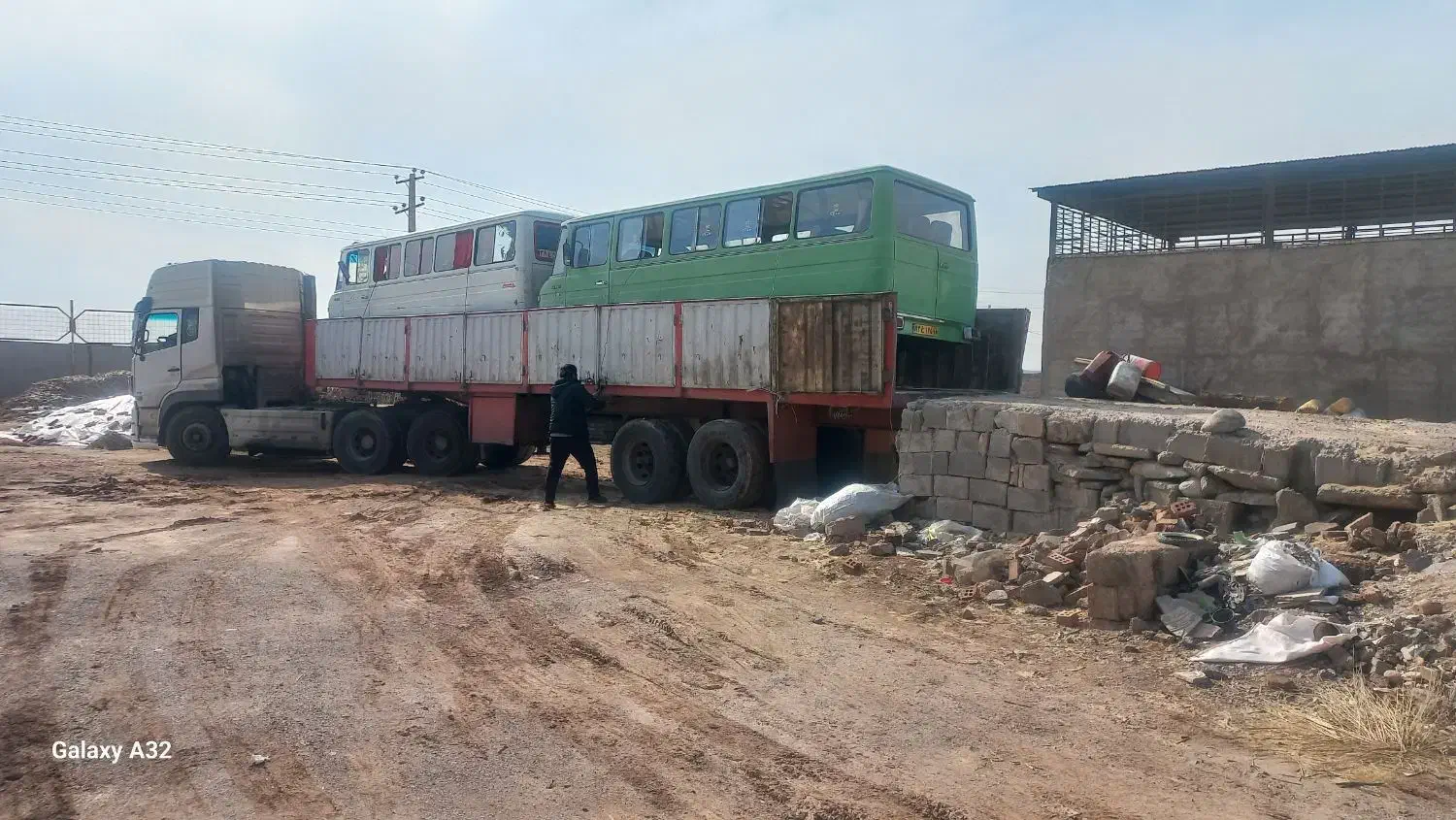 اسقاط انواع مینی بوس و خاور کشنده|خودرو سنگین|بندرعباس, |دیوار