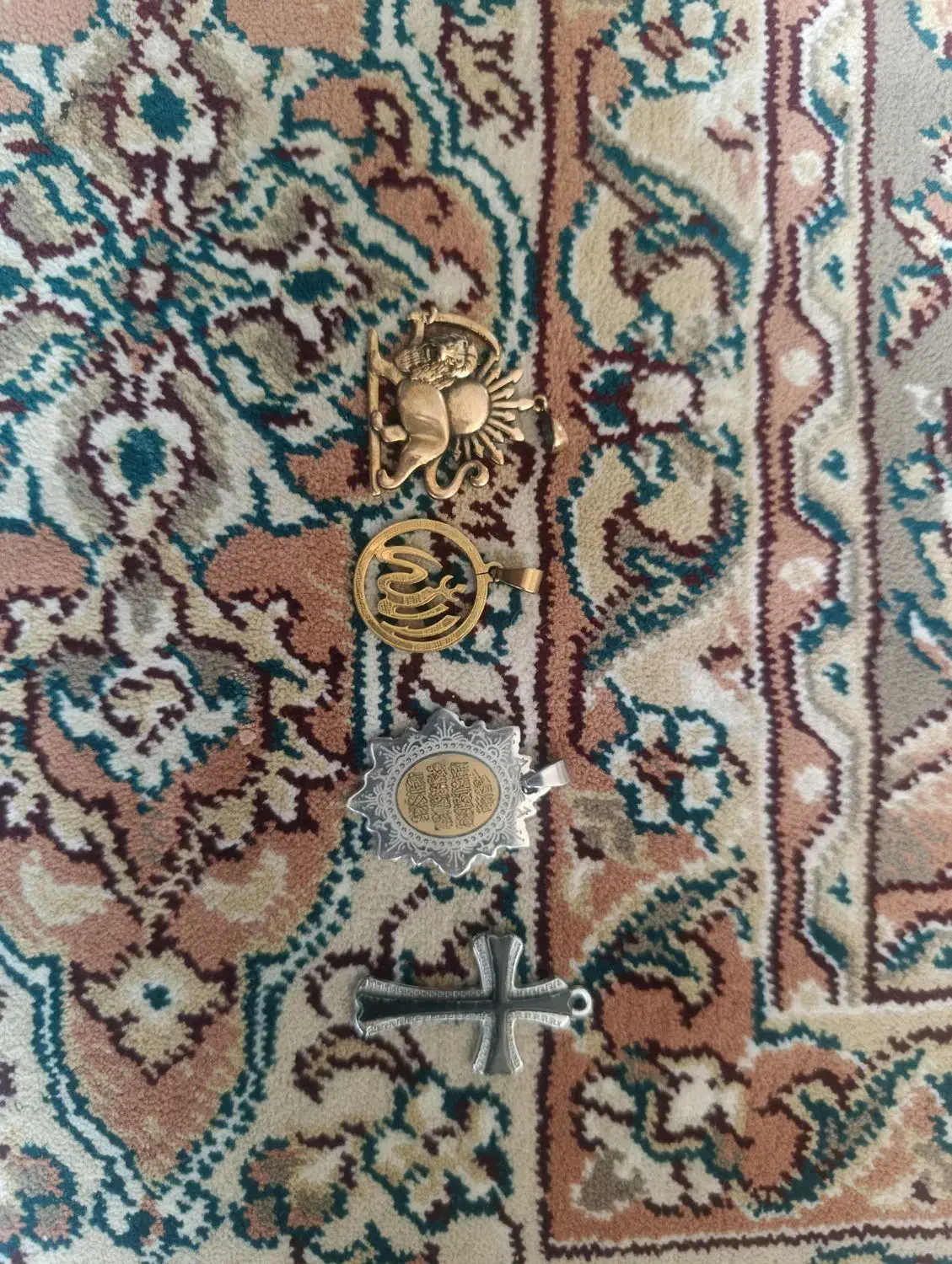 پلاک گردنبند|بدلیجات|نجف‌آباد, یزدانشهر|دیوار