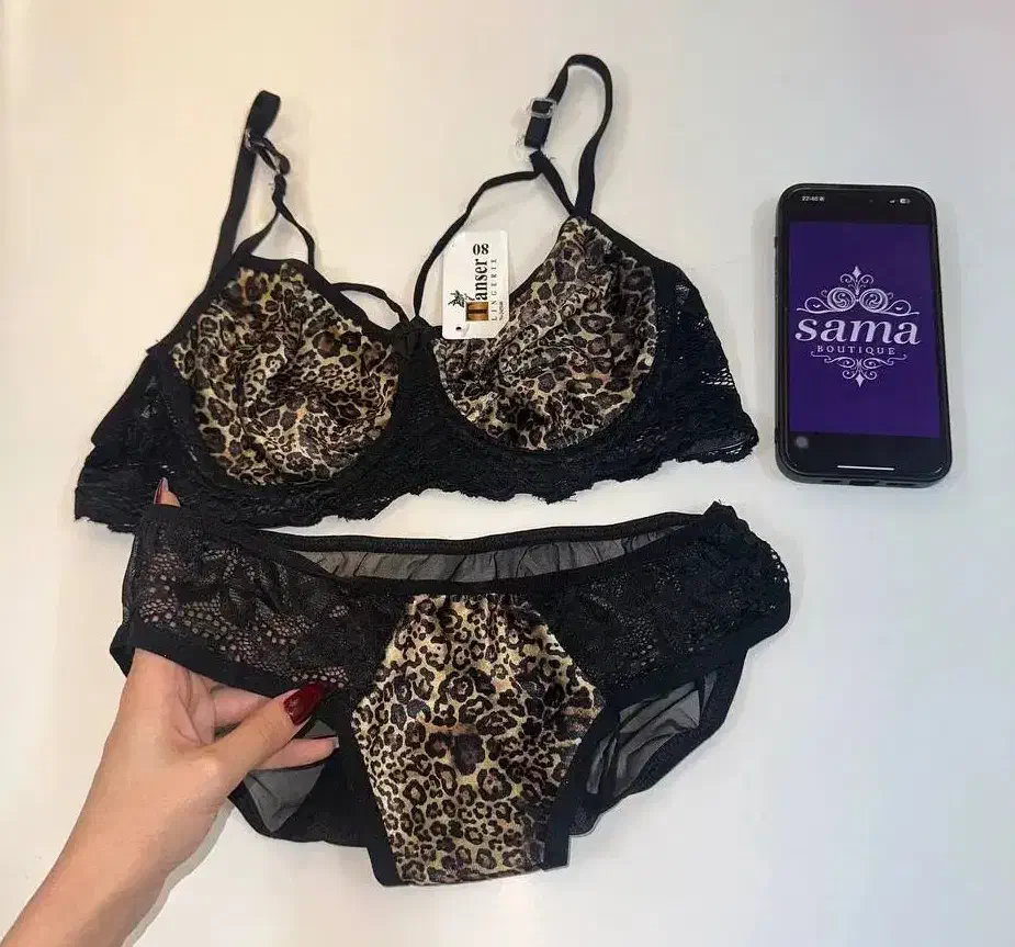 لباس زیر|لباس|قم, شهدا|دیوار