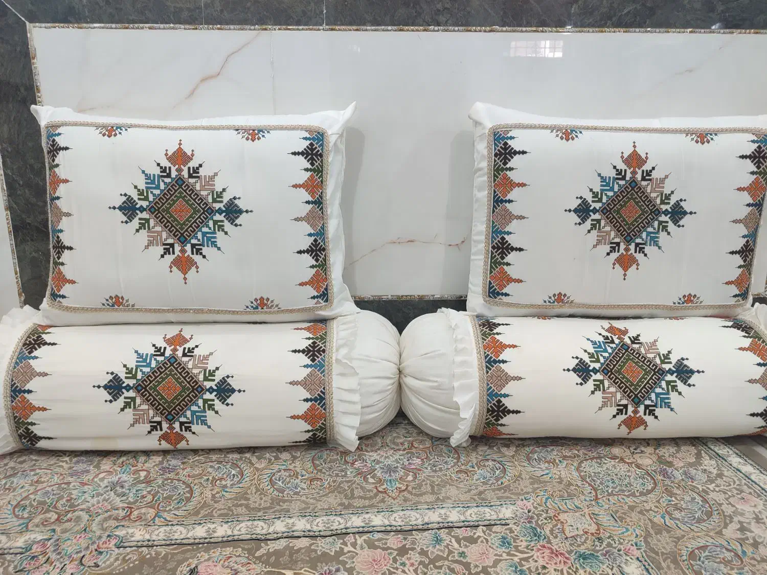 تولید بالشت چرخ تخفیف زمستانی|رختخواب، بالش، پتو|ایرانشهر, |دیوار