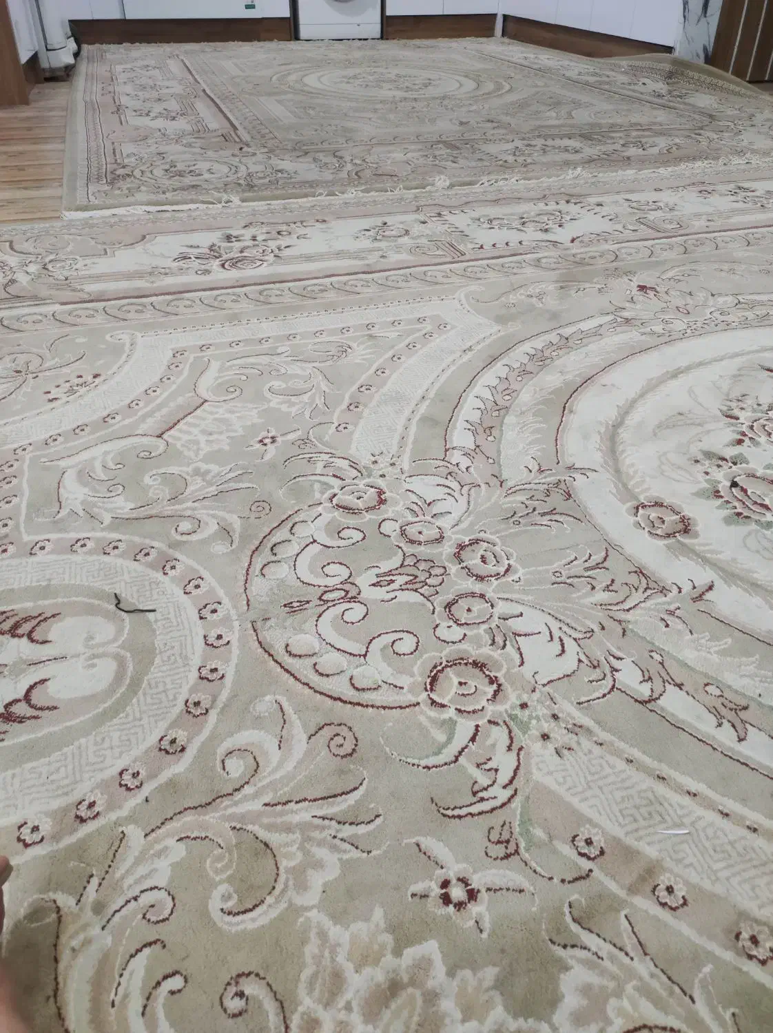 فرش ۱۲متری۲ دونه ای ۷تومن پای معاملع تخفیفم|فرش|خوشاب, |دیوار