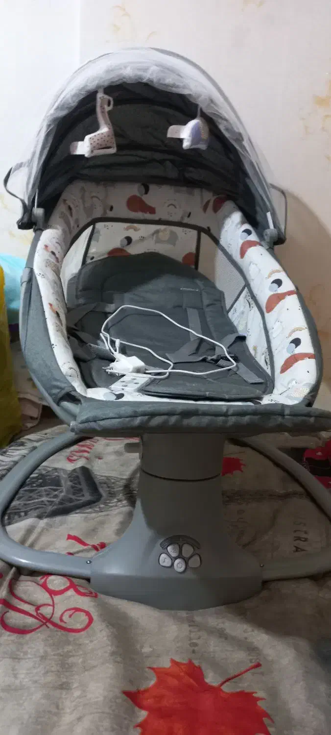 گهواره برقی ماستلا|تخت و صندلی بچه|شاهدشهر, |دیوار