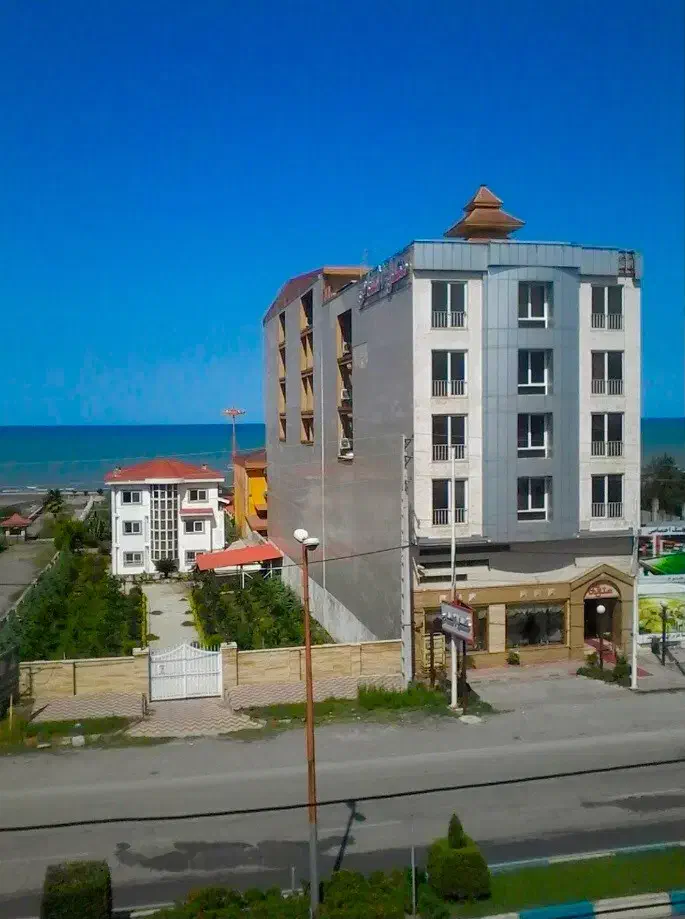 استخدام زوج در هتل ساحلی الماس عباس آباد مازندران|استخدام سرایداری و نظافت|عباسآباد, |دیوار