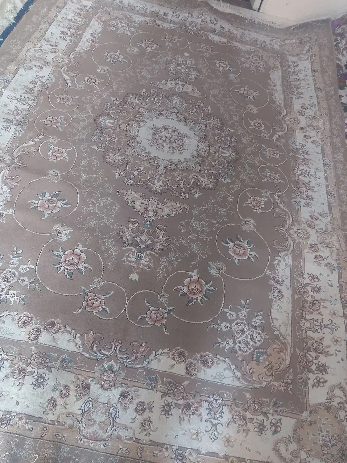 دوعدد فرش شش متری|فرش|قدس, شهر‌قدس|دیوار