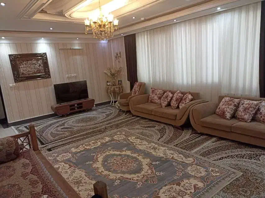 ۱۸۰ متر / خوش نقشه فول امکانات|فروش خانه و ویلا|قم, سالاریه|دیوار