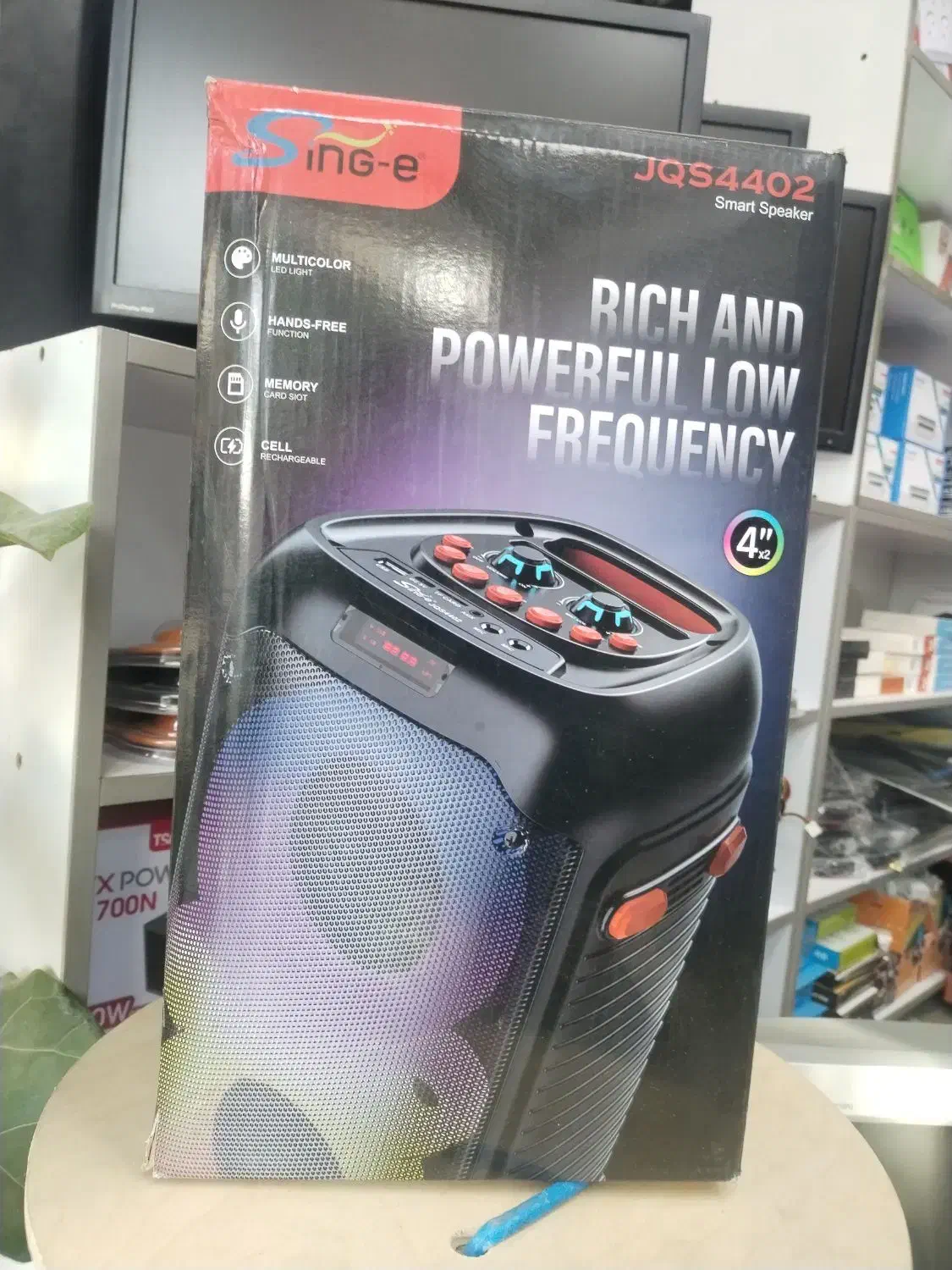 اسپیکر قابل حمل شارژی بلوتوث دار|پخش‌کننده همراه|نجف‌آباد, هفده شهریور|دیوار