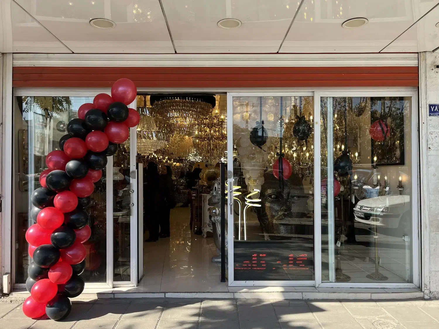 بلک فرایدی لوستر با تخفیف ۵۰ درصدی|لوستر و چراغ آویز|اراک, |دیوار