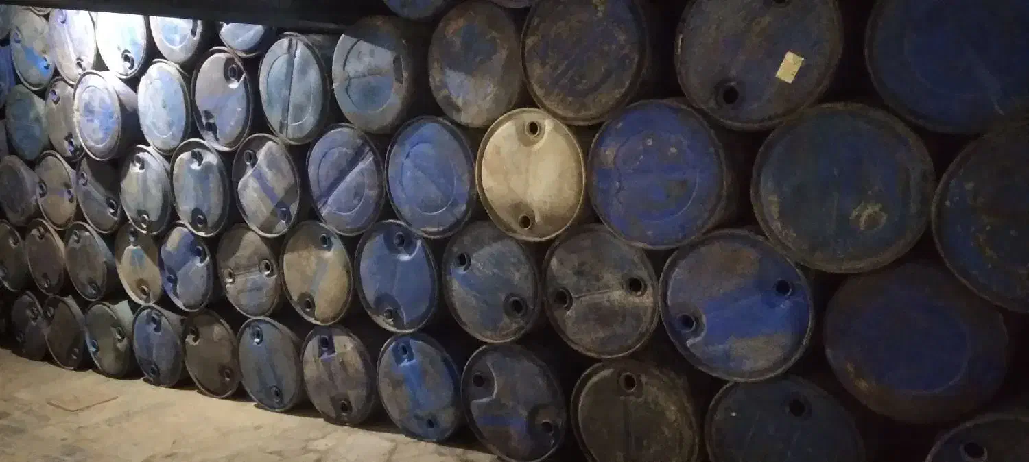 بشکه پلاستیکی ۲۲۰لیتری،|ظروف نگهدارنده، پلاستیکی، یک‌بارمصرف|بیرجند, |دیوار