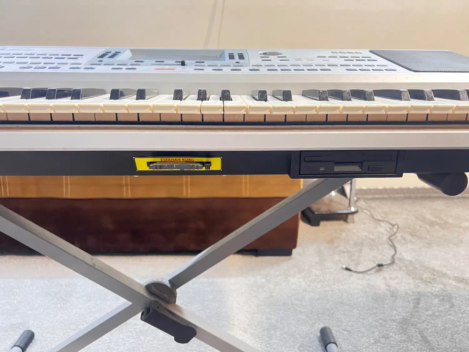 KORG PA50 تبدیل به PA80|پیانو، کیبورد، آکاردئون|شاهین‌شهر, نظامی|دیوار