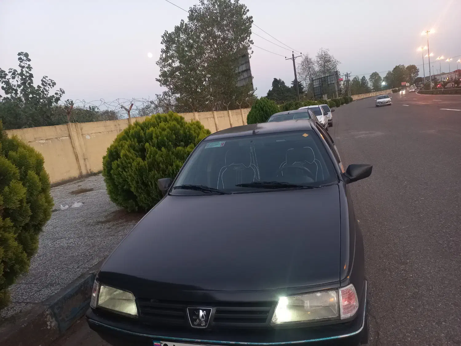 پژو ۴۰۵ نوک مدادی|خودرو سواری و وانت|رشت, نامجو|دیوار