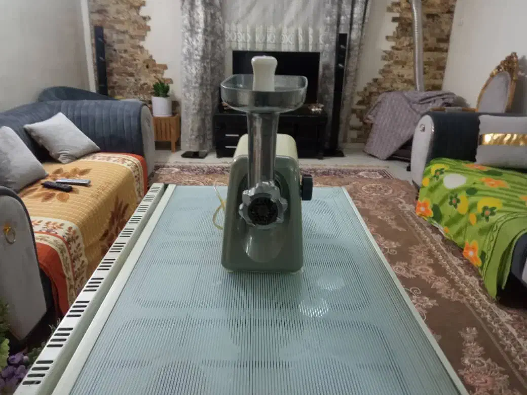 چرخ گوشت|خردکن، آسیاب، غذاساز|ری, سیزده آبان|دیوار