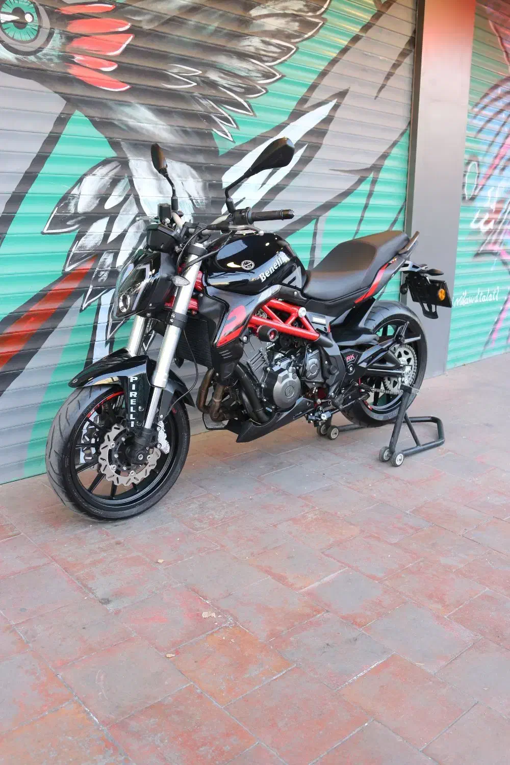 بنلی دو سیلندر|موتورسیکلت|تبریز, |دیوار