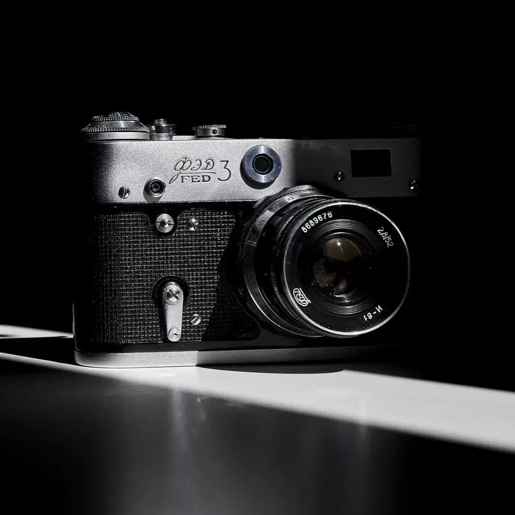 تصویربردار حرفه ای (با تجهیزات)|استخدام هنری و رسانه|رشت, رشتیان|دیوار