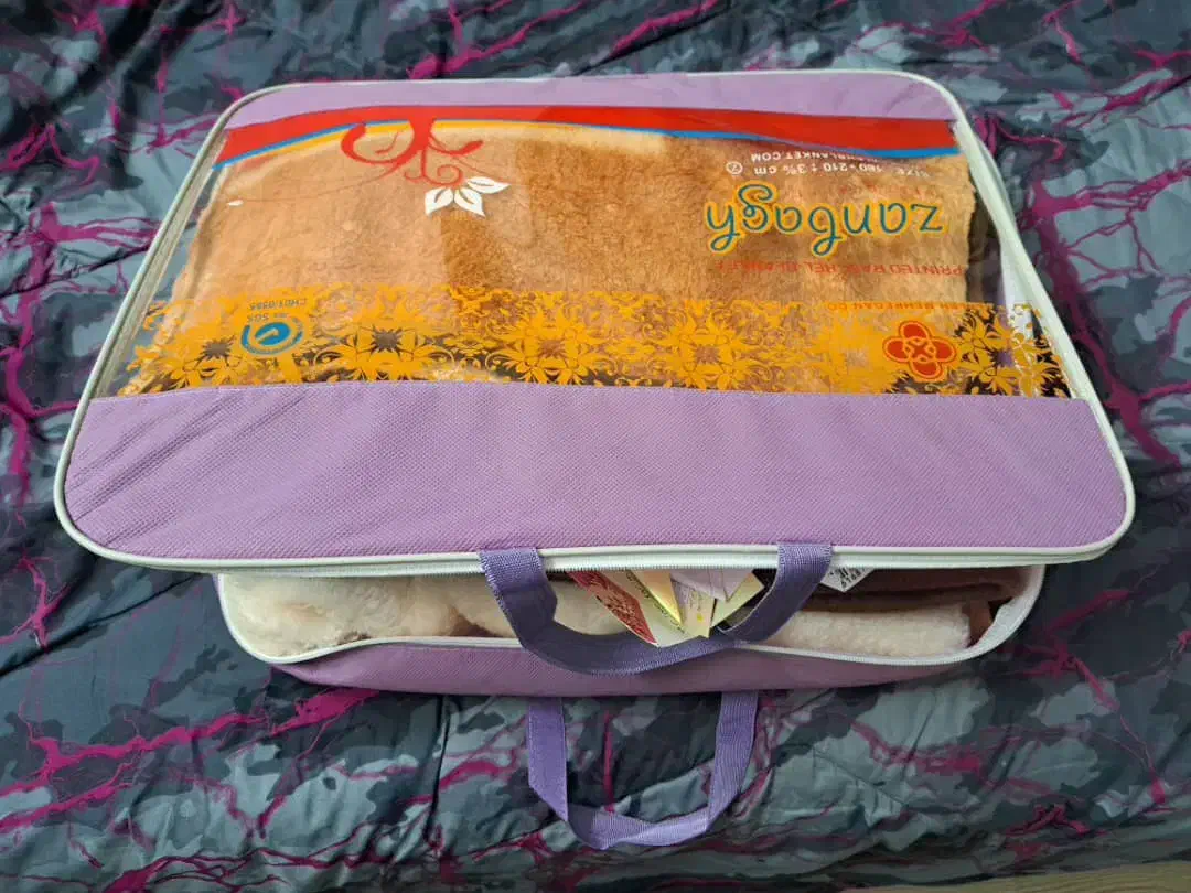 پتو یکنفره|رختخواب، بالش، پتو|تهران, باغ فیض|دیوار