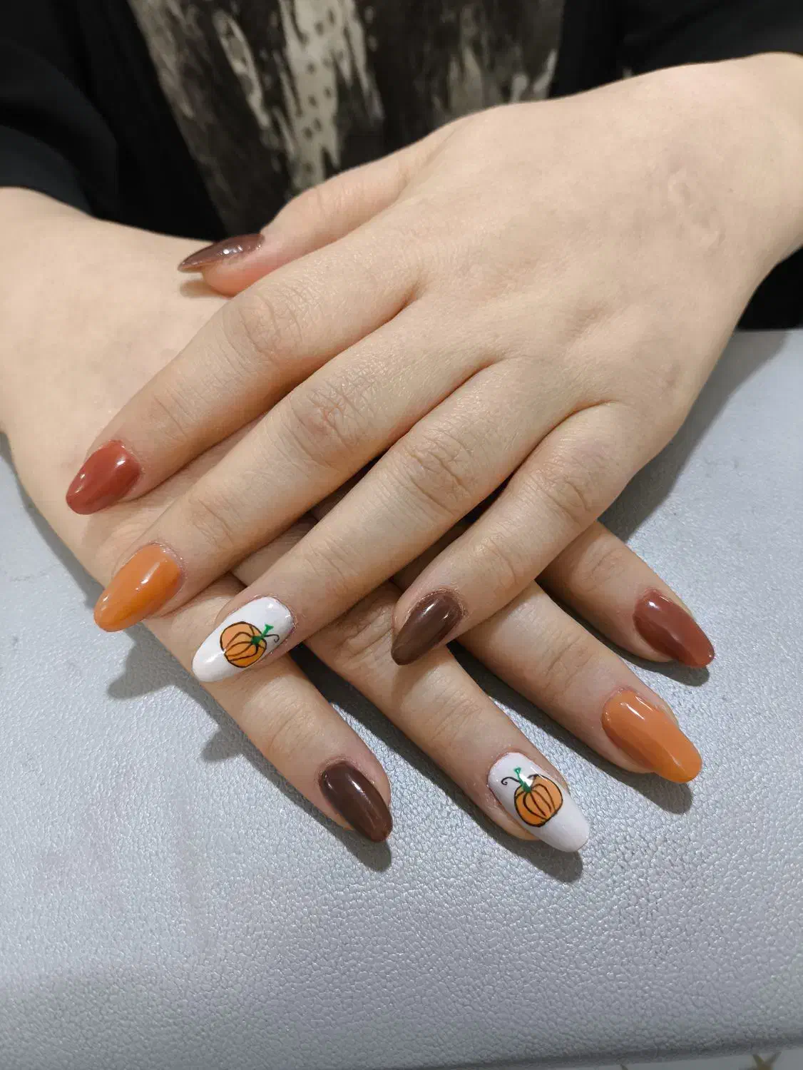 تخفیف کاشت ناخن فقط(۱۸۰)|خدمات آرایشگری و زیبایی|اسلام‌شهر, شهرک مفیدی|دیوار